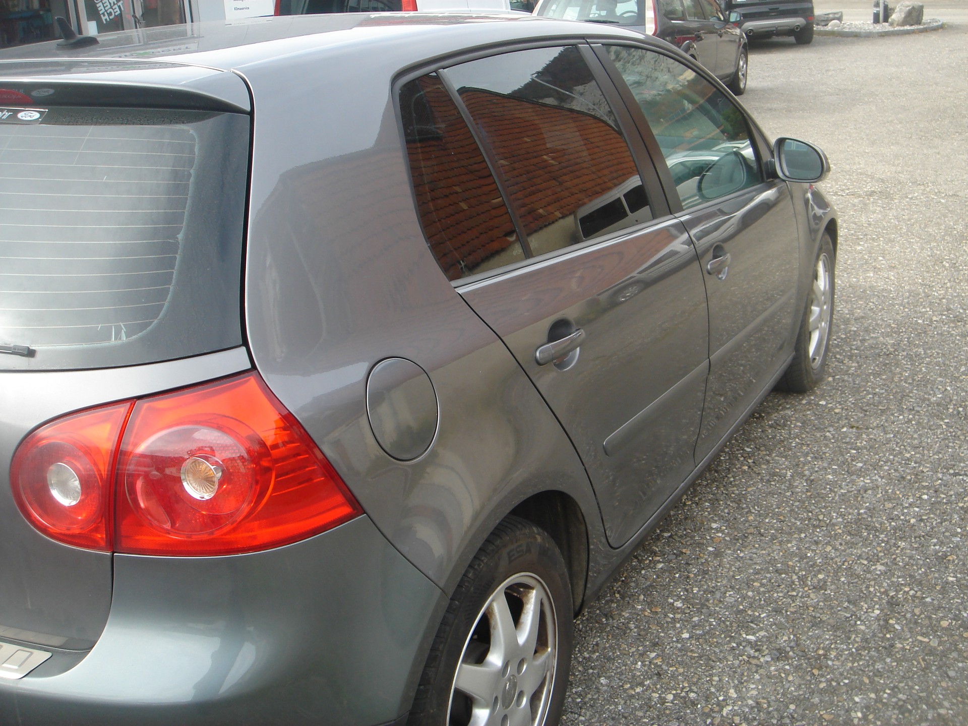 VW Golf 2.0 FSI Comfortline 4Motion-image-3