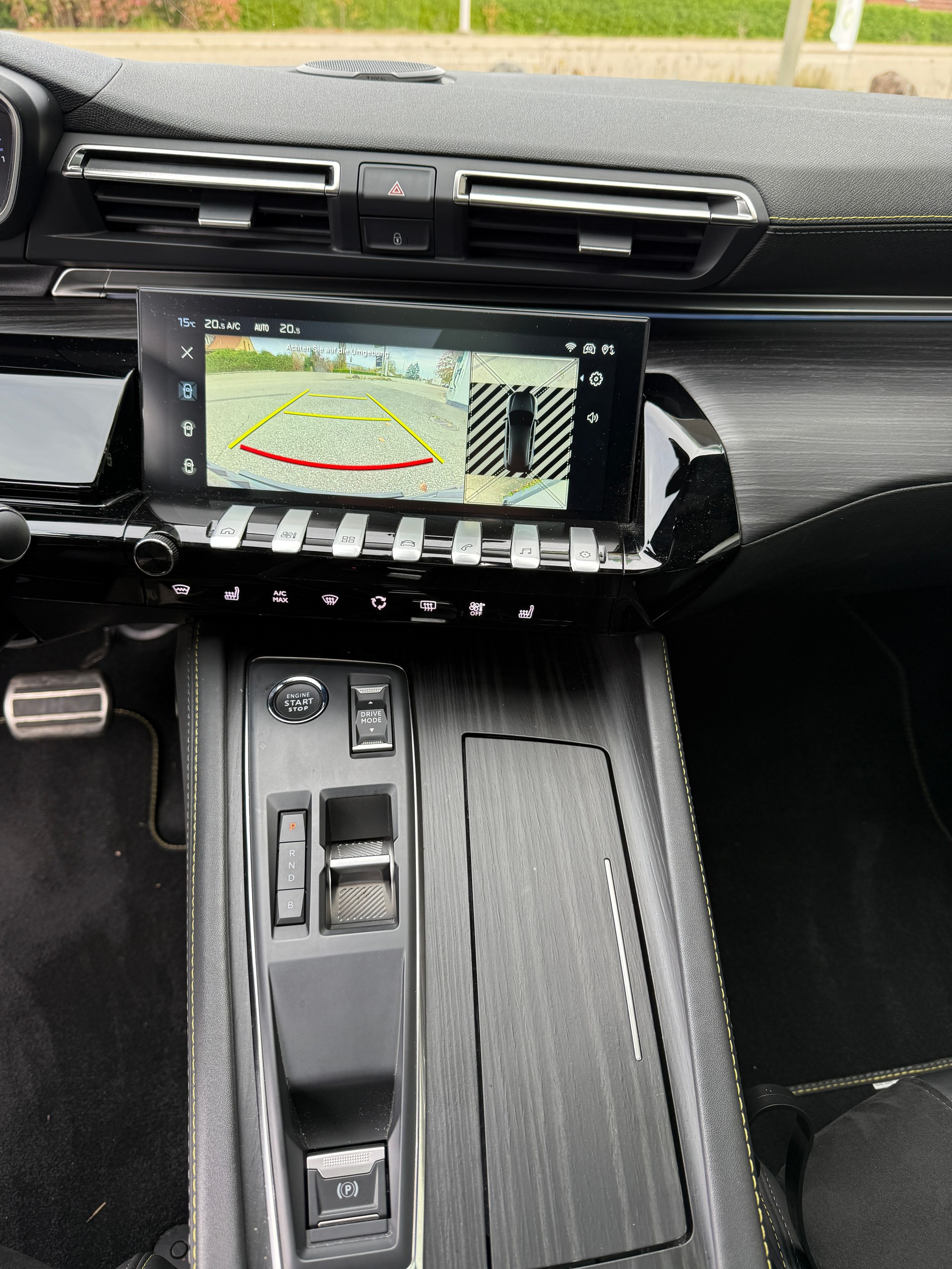 PEUGEOT 508 SW Hybrid4 360 e Sport Engineered-image-9