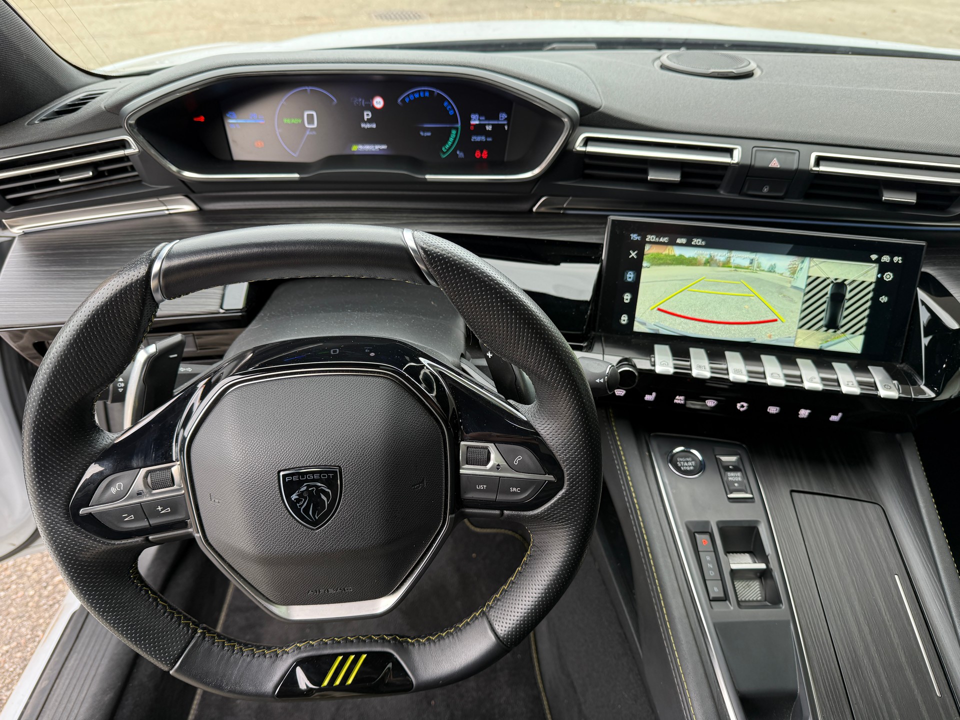 PEUGEOT 508 SW Hybrid4 360 e Sport Engineered-image-11