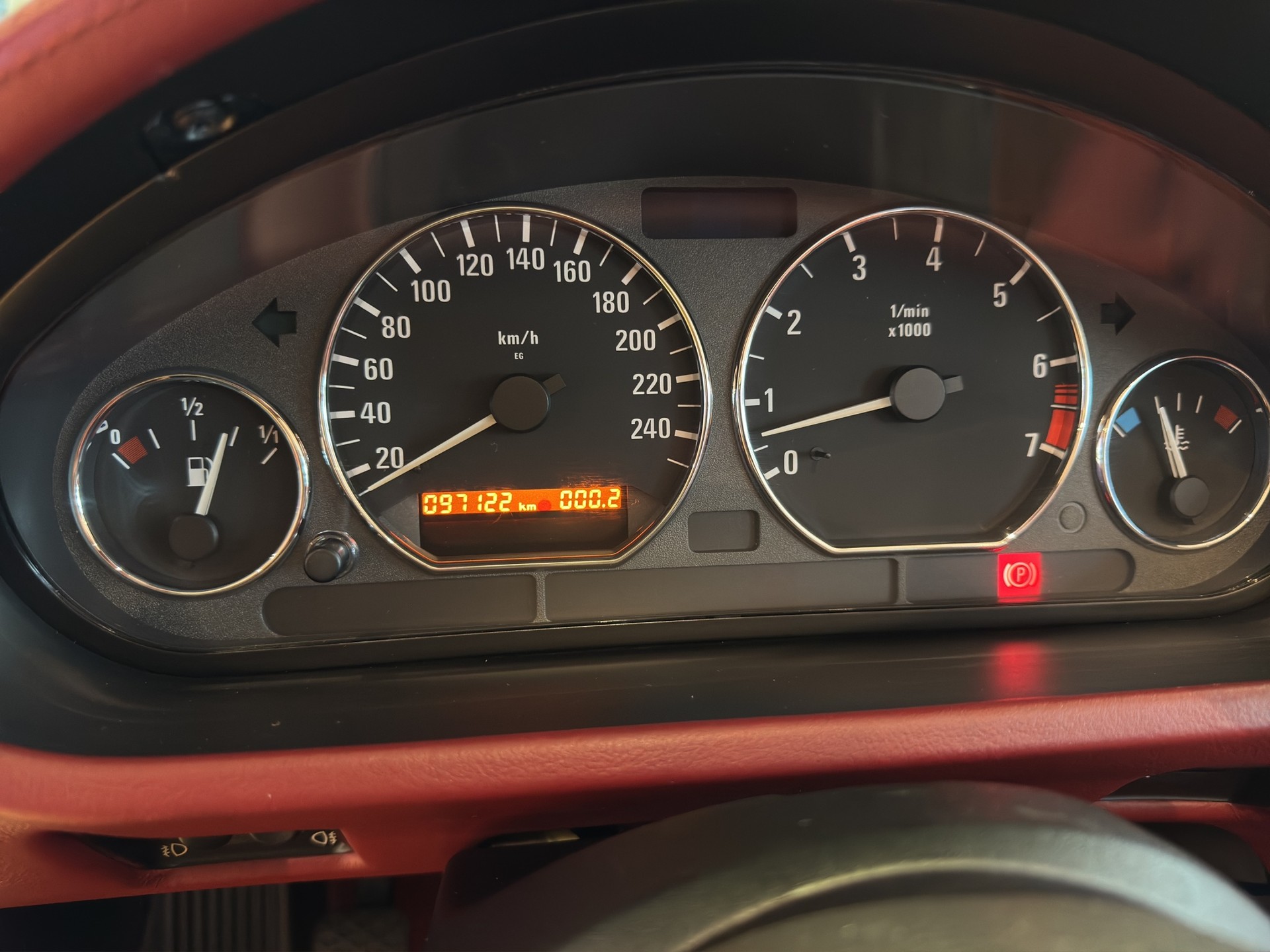 BMW Z3 2.8i Roadster-image-9