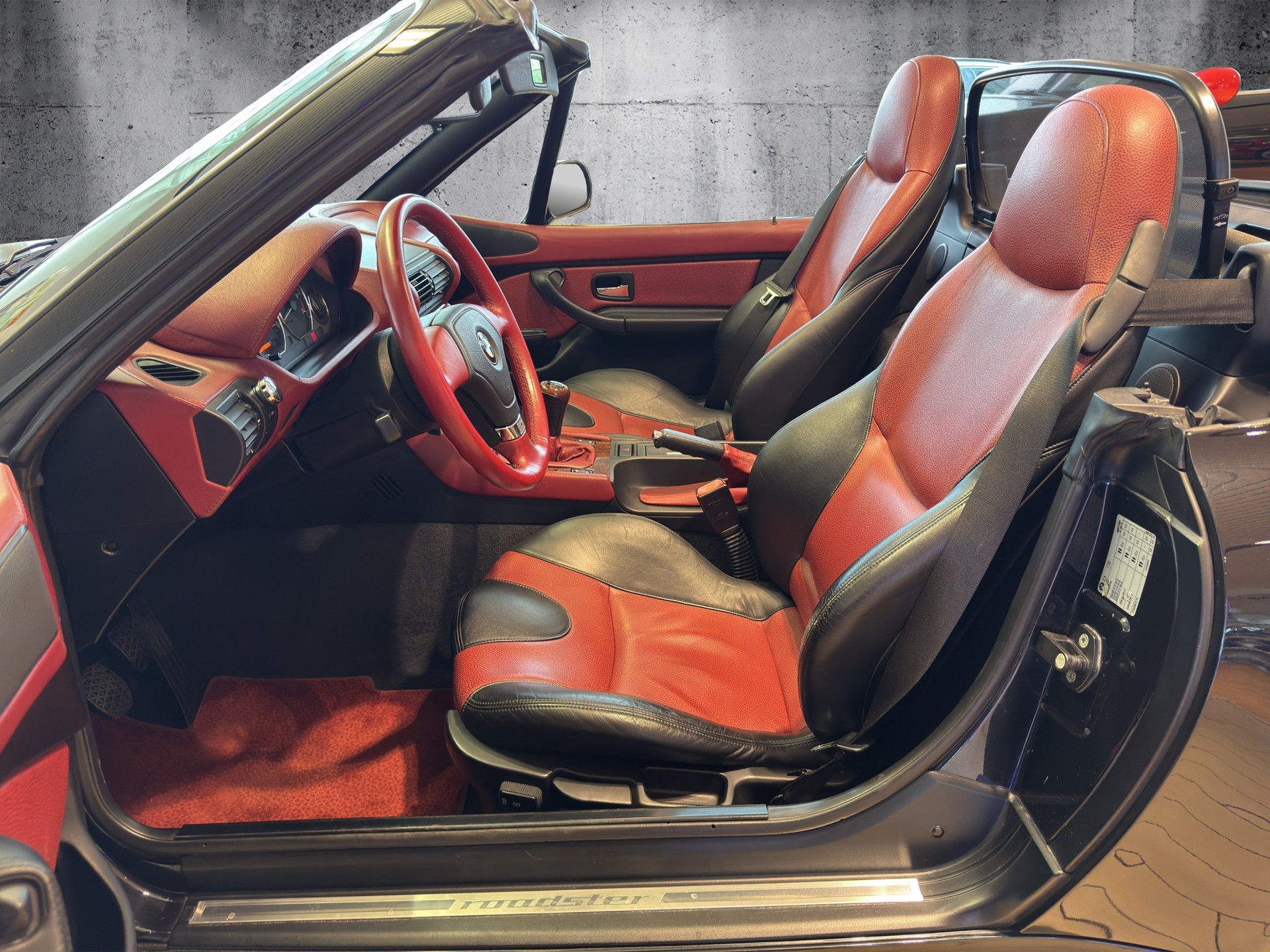 BMW Z3 2.8i Roadster-image-9