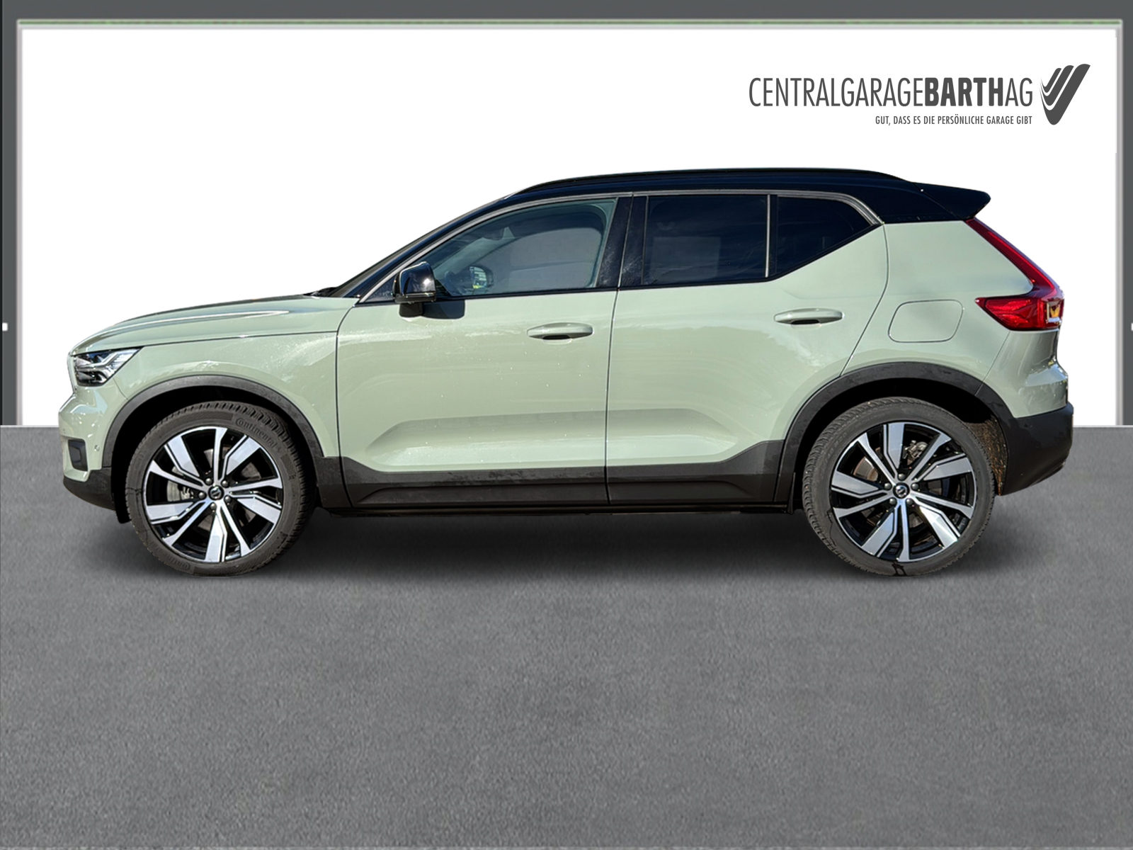 VOLVO XC40 P8 Twin Pro AWD-image-3