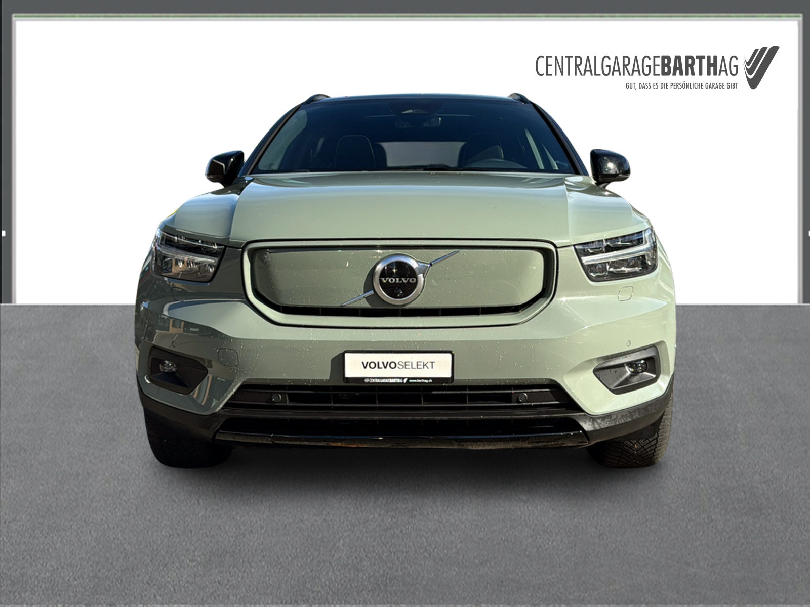 VOLVO XC40 P8 Twin Pro AWD-image-1