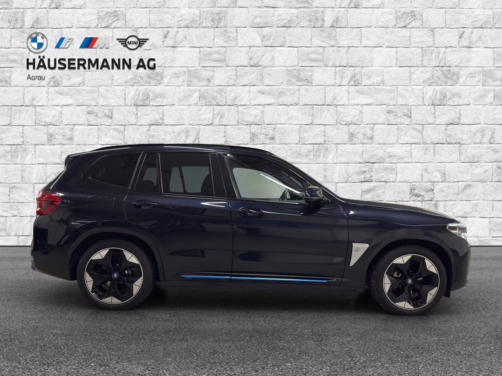 BMW iX3 Impressive-image-3