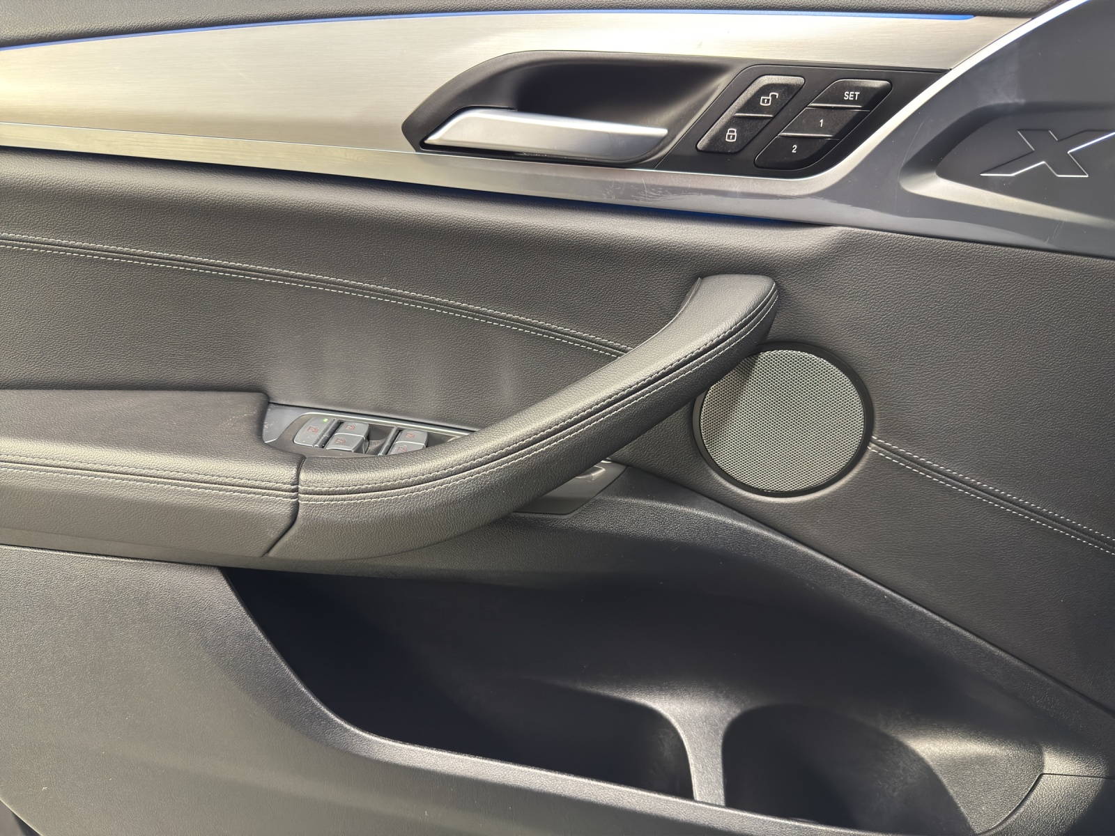 BMW iX3 Impressive-image-14
