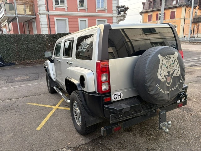 HUMMER H3-image-5