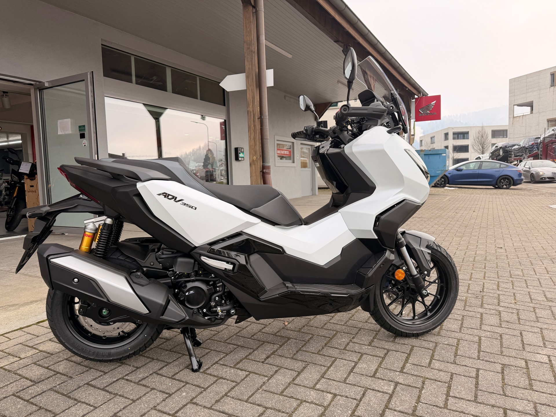 HONDA ADV 350