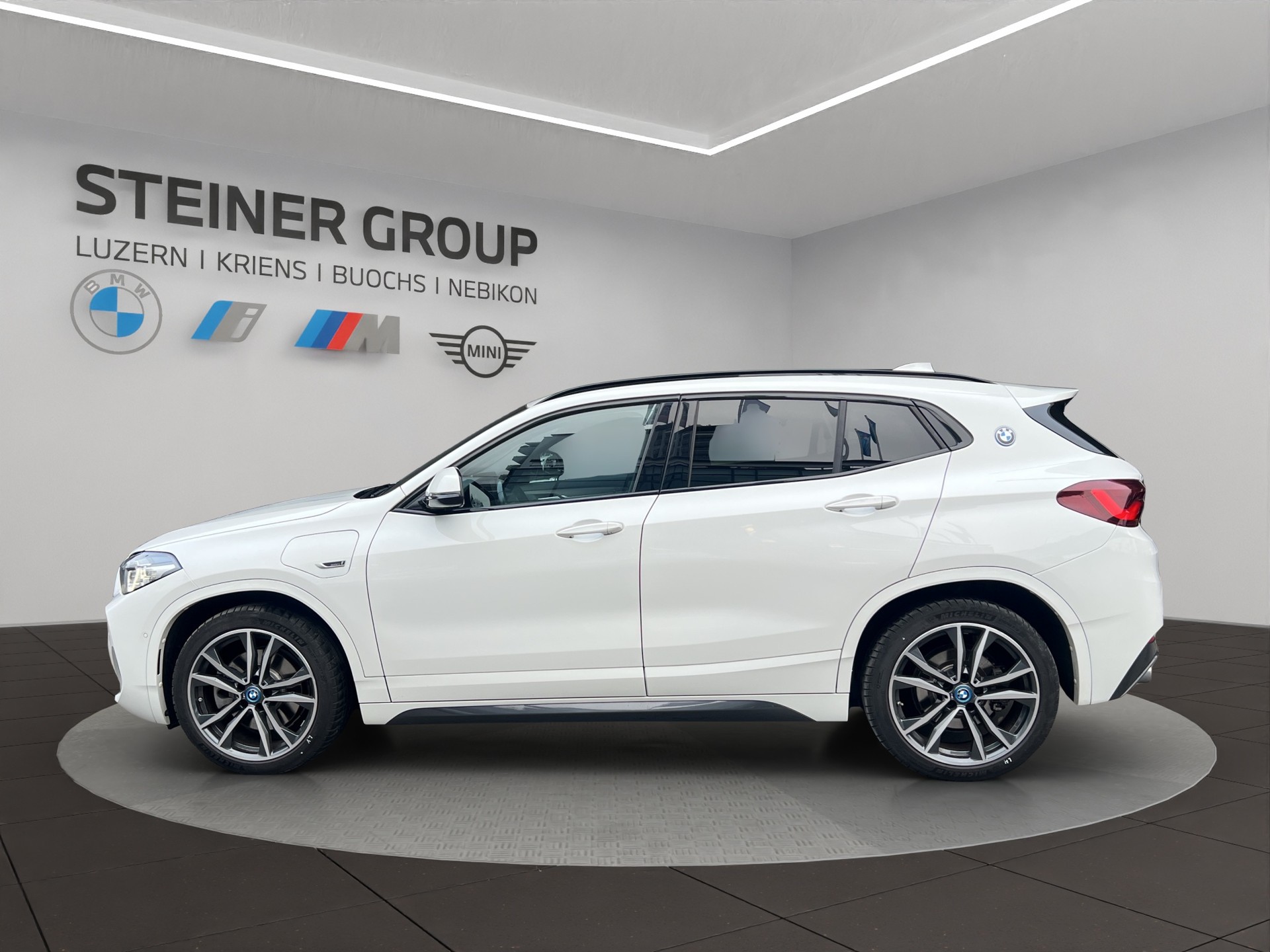 BMW X2 xDrive 25e M Sport Steptronic-image-8