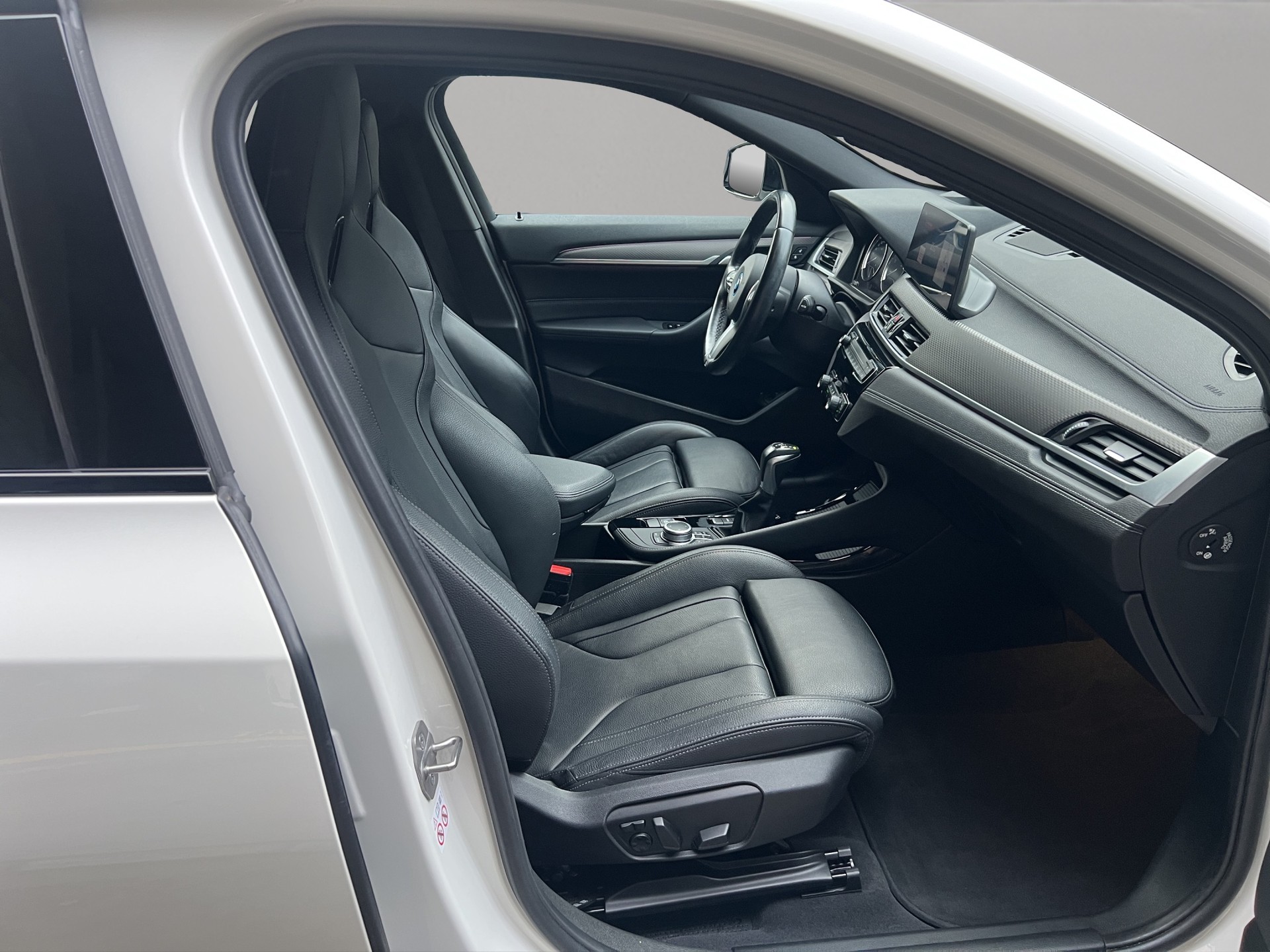 BMW X2 xDrive 25e M Sport Steptronic-image-21
