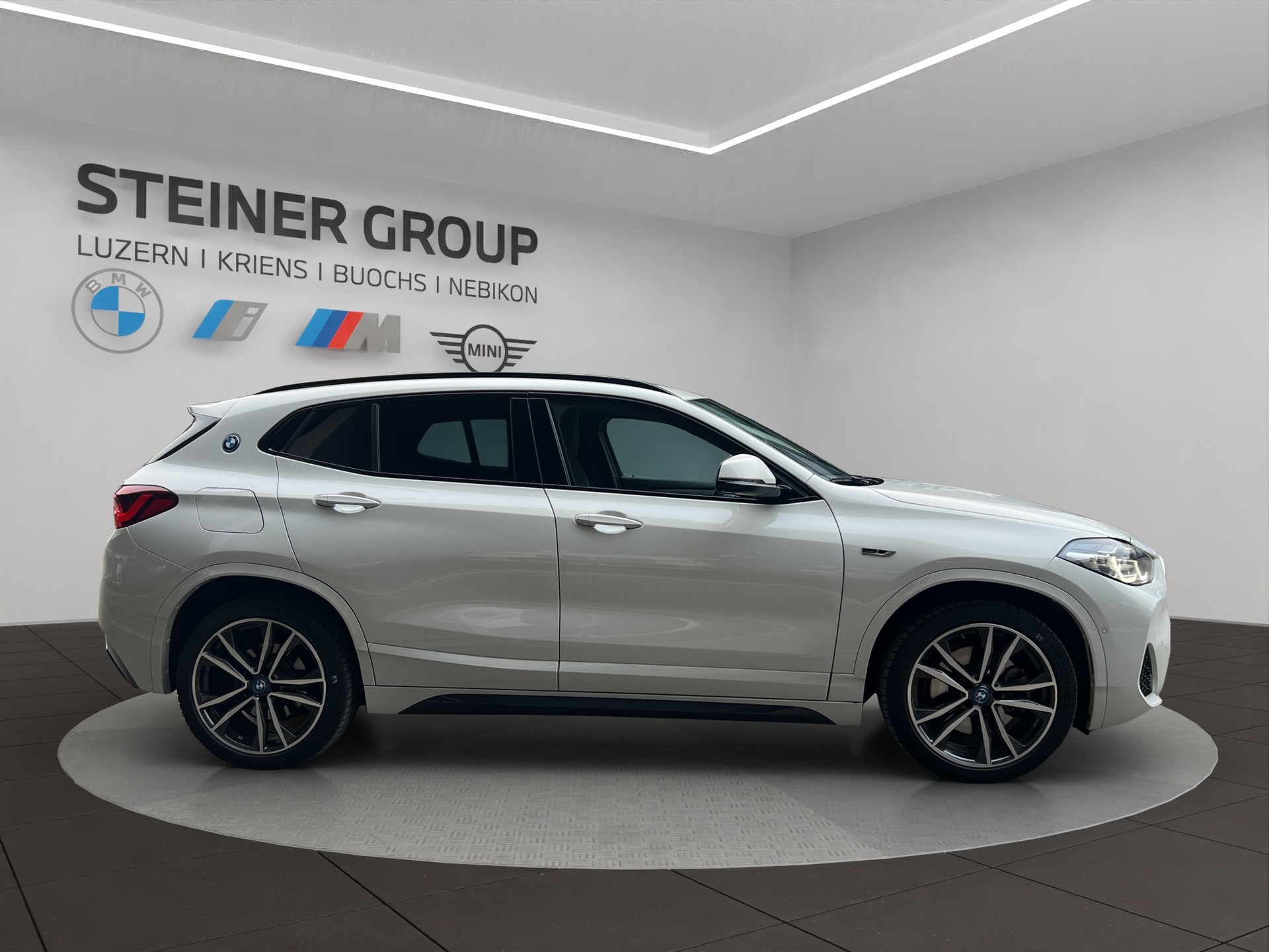 BMW X2 xDrive 25e M Sport Steptronic-image-4