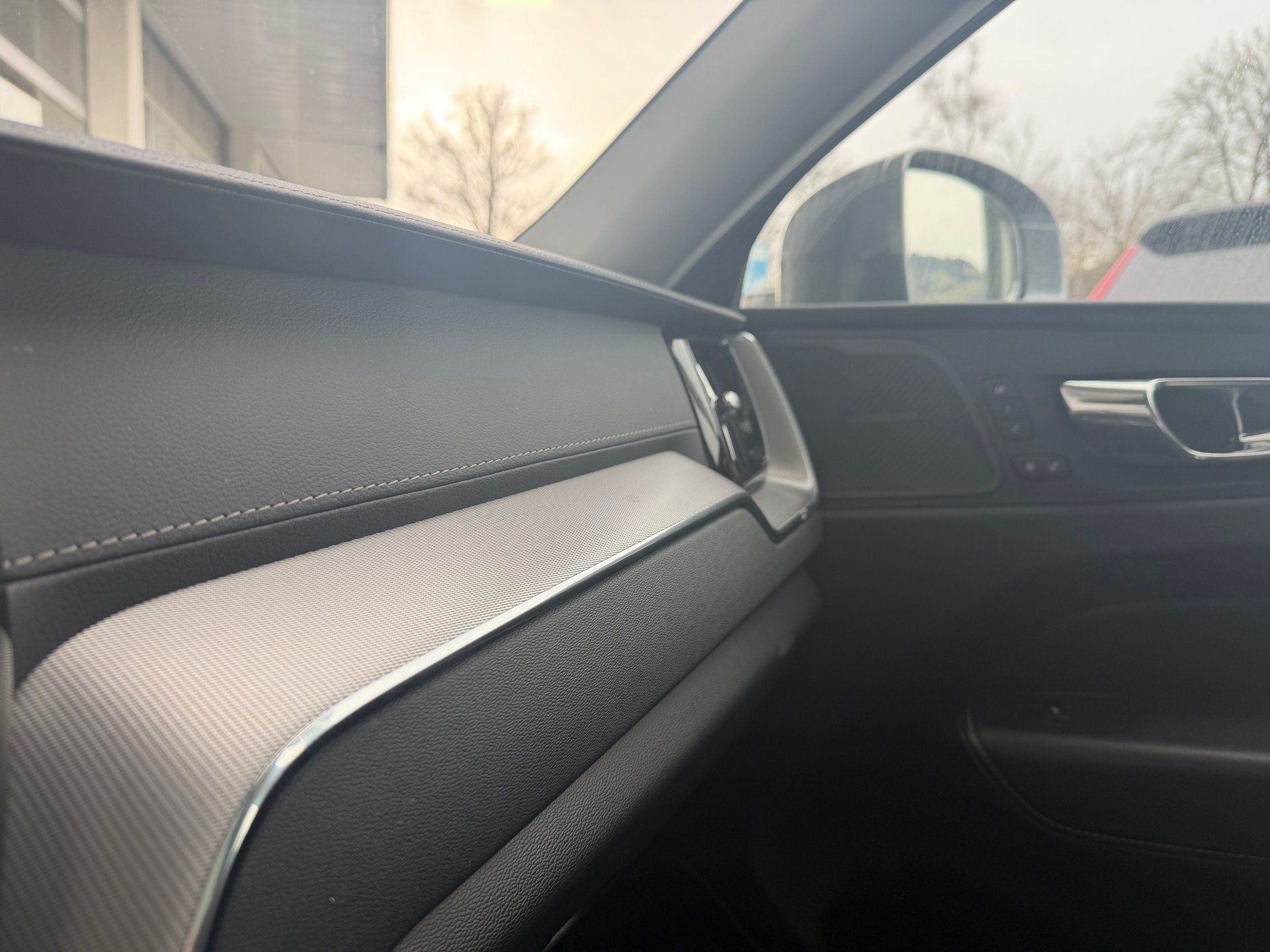 VOLVO XC60 T5 AWD Inscription Geartronic-image-12