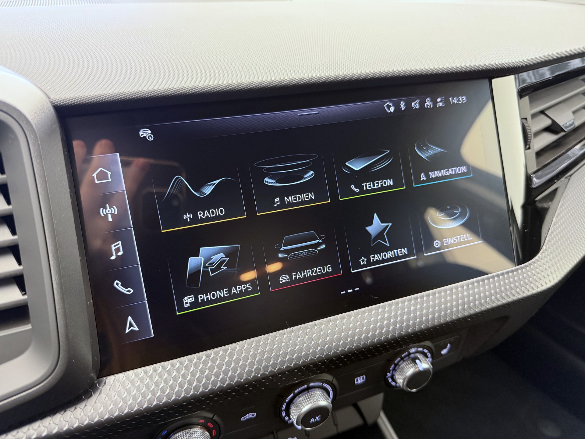 AUDI A1 Sportback 30 TFSI Attraction S-tronic-image-13