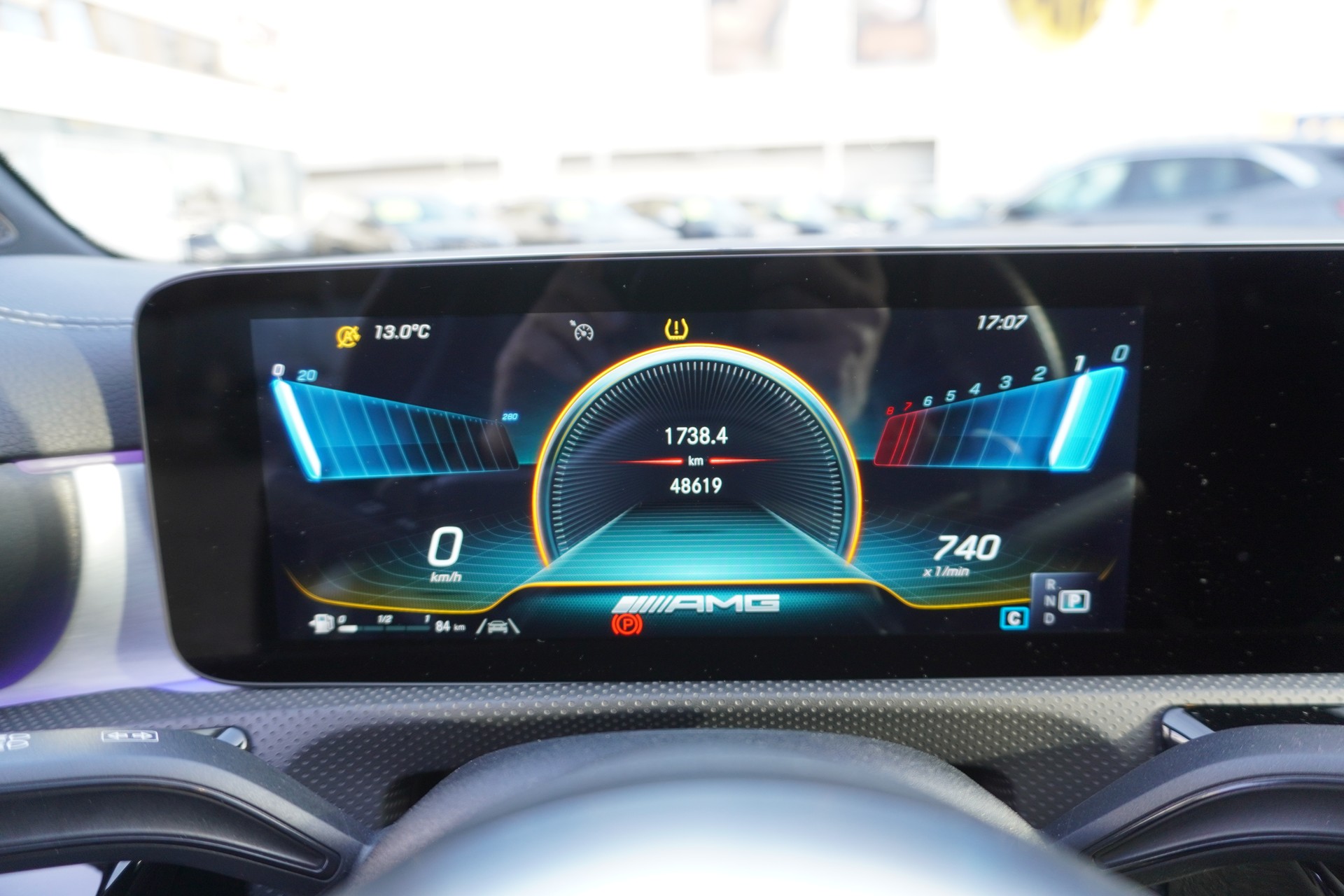 MERCEDES-BENZ A 35 AMG 4Matic Speedshift-image-19