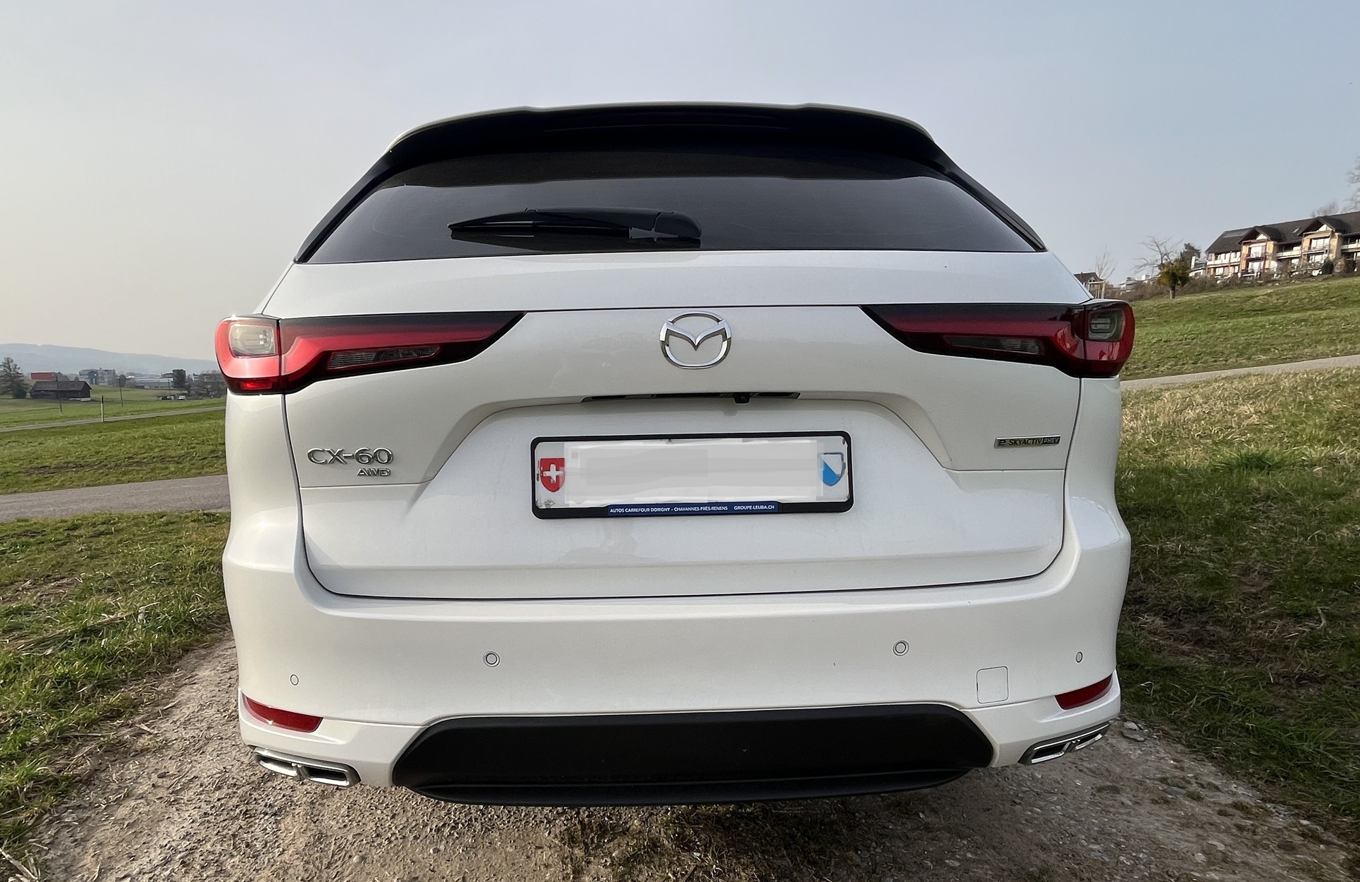MAZDA CX-60 e-Skyactiv PHEV 327 AWD Takumi-image-2