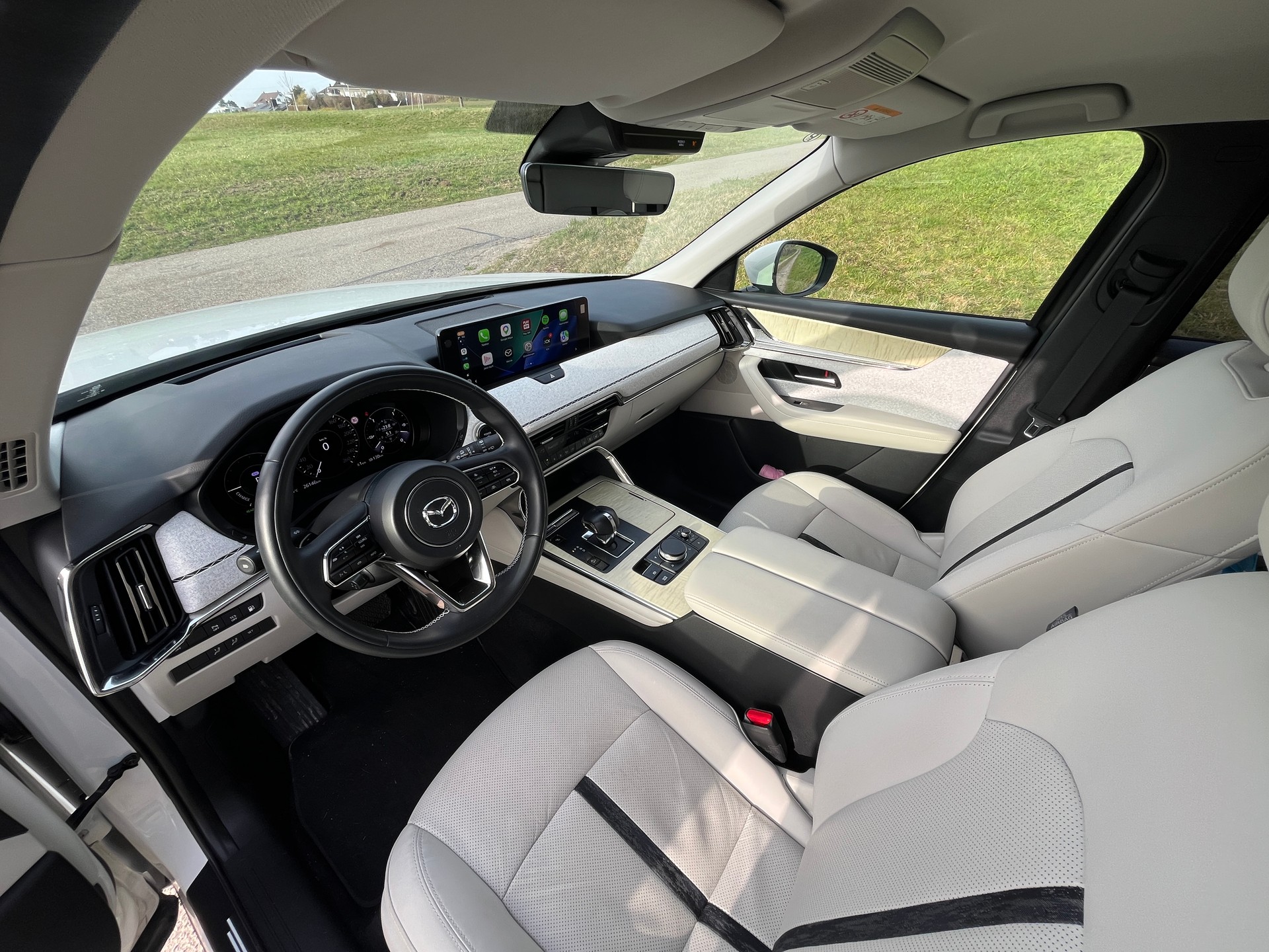 MAZDA CX-60 e-Skyactiv PHEV 327 AWD Takumi-image-3