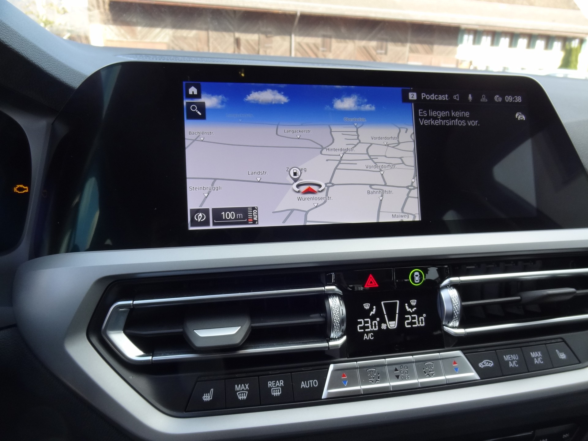 BMW 320d xDrive 48V Touring Steptronic-image-7