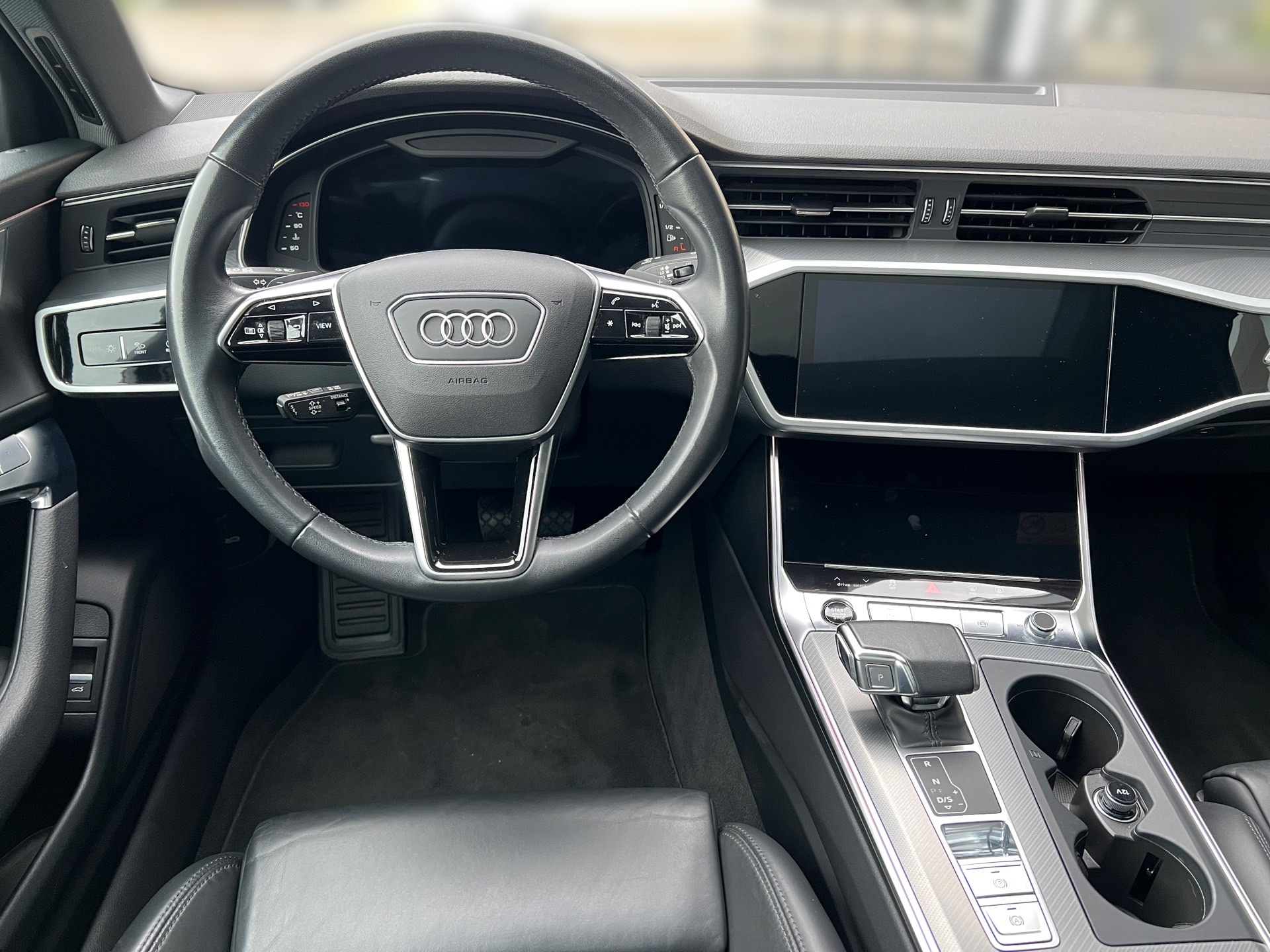 AUDI A6 Avant 45 TFSI Sport S-tronic quattro-image-9