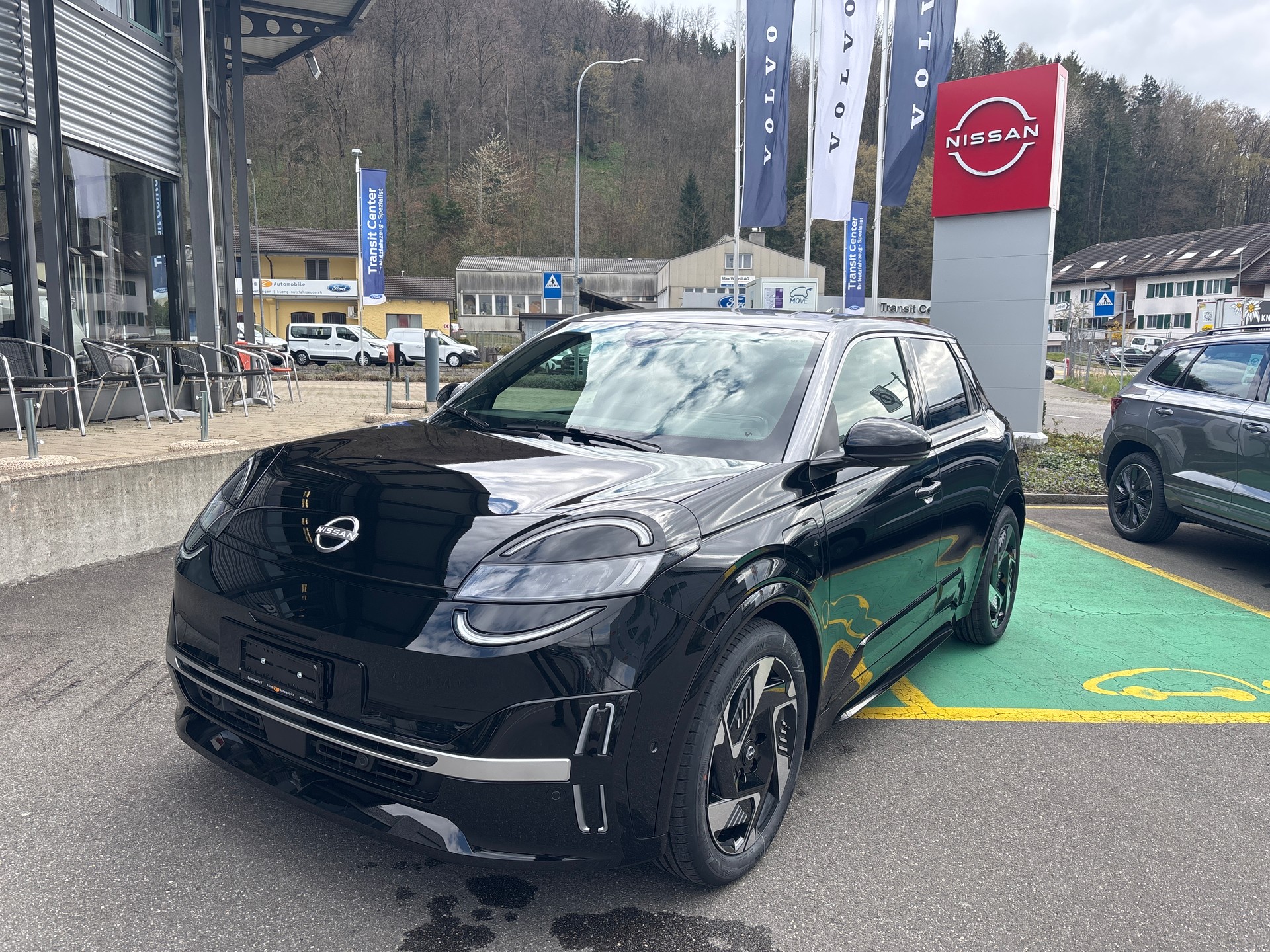 NISSAN Micra 52kWh Evolve-image-0