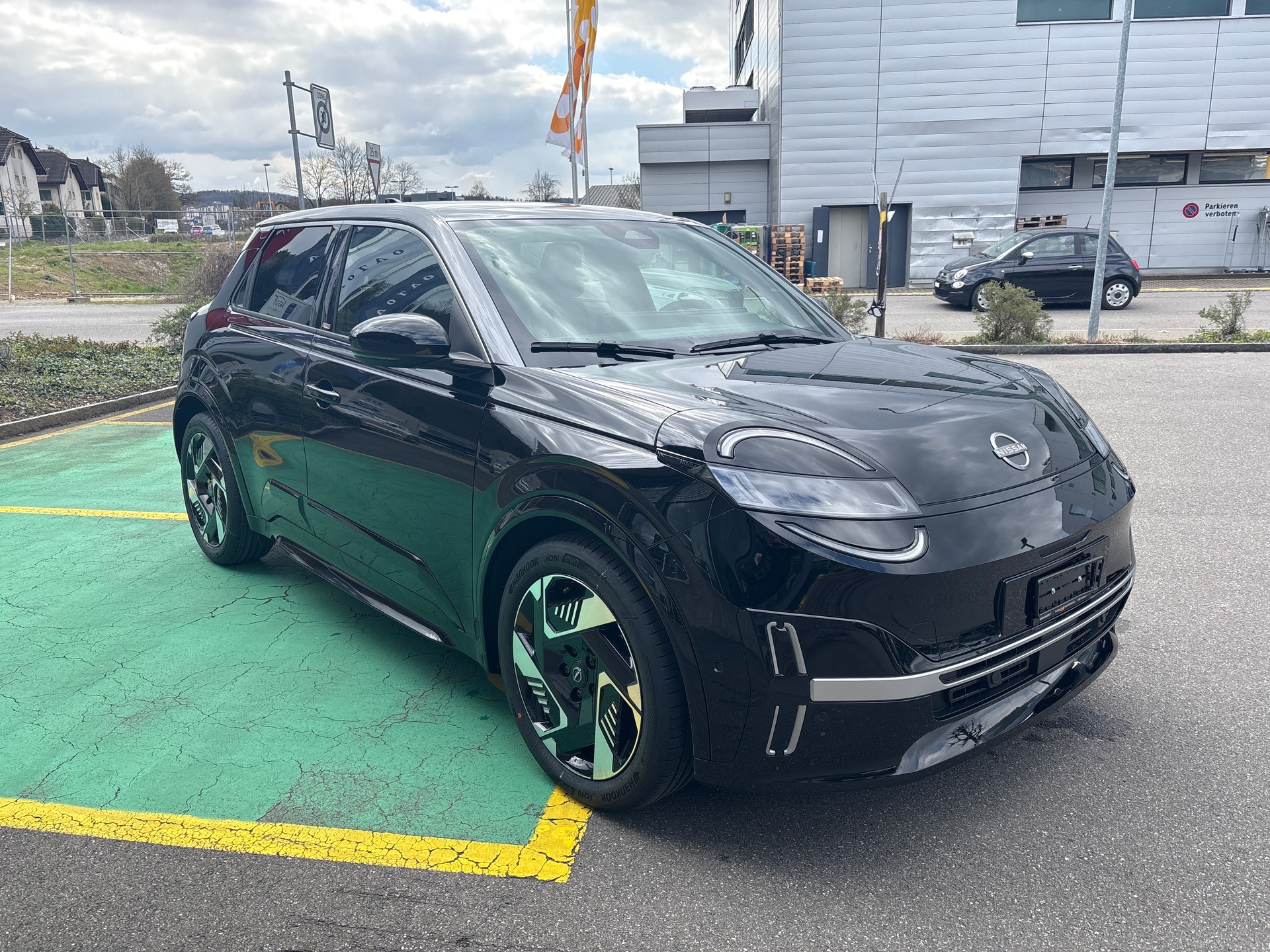 NISSAN Micra 52kWh Evolve-image-3