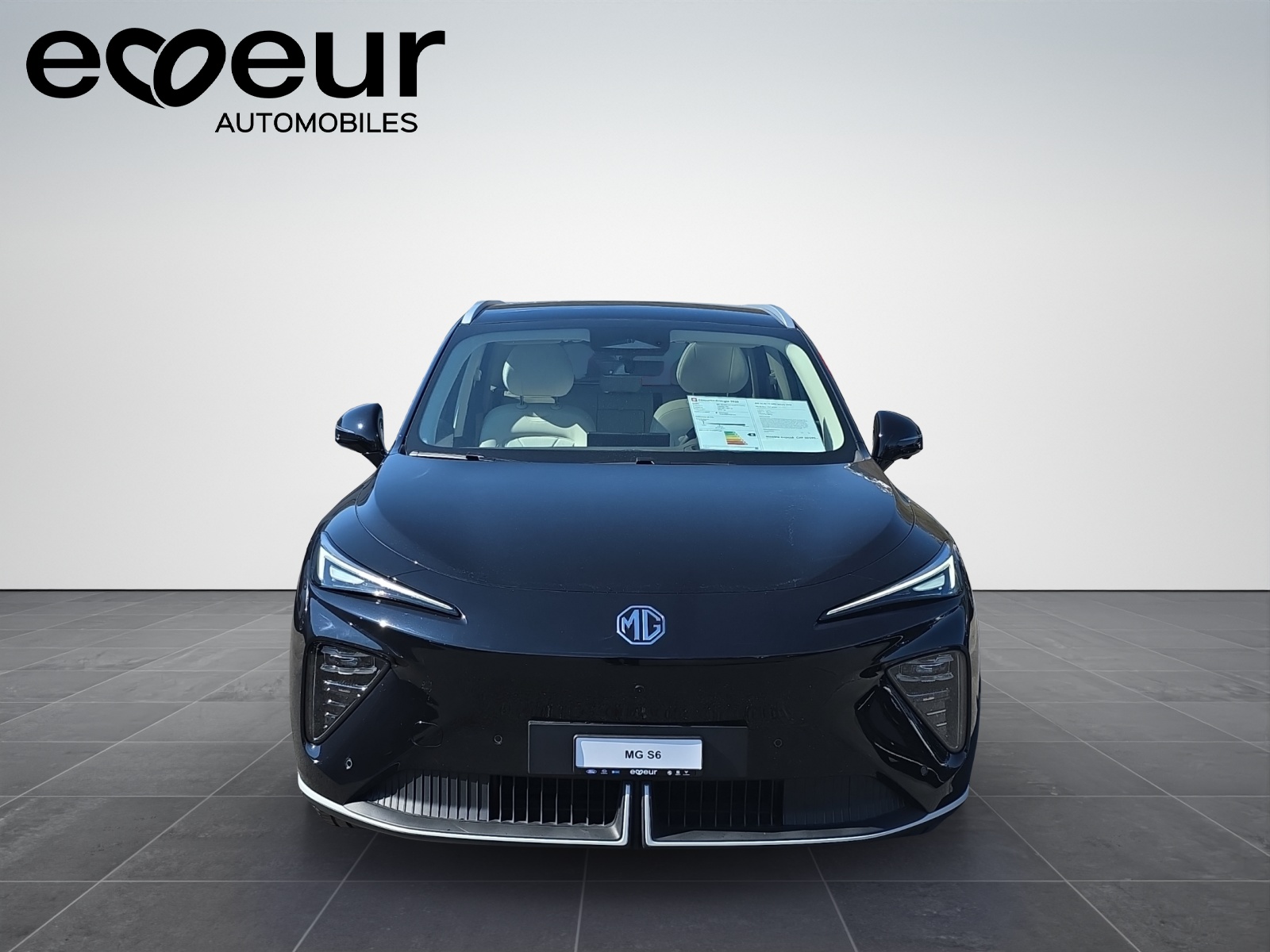 MG S6 EV 77 kWh Luxury 4WD DEMO-image-8