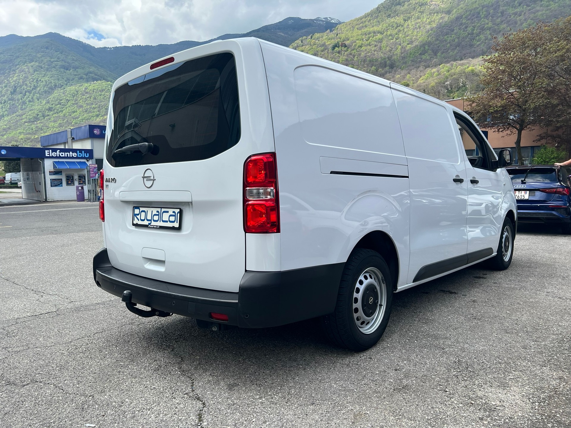 OPEL Vivaro Cargo 2.0 D XL EN-image-4