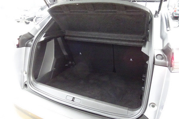 PEUGEOT 2008 1.2 PureTech Ac.Pack-image-14