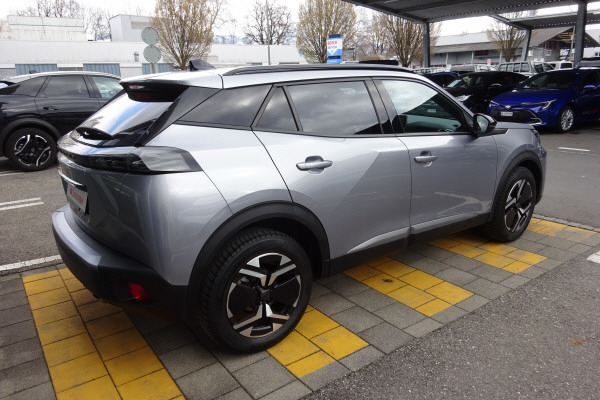 PEUGEOT 2008 1.2 PureTech Ac.Pack-image-12