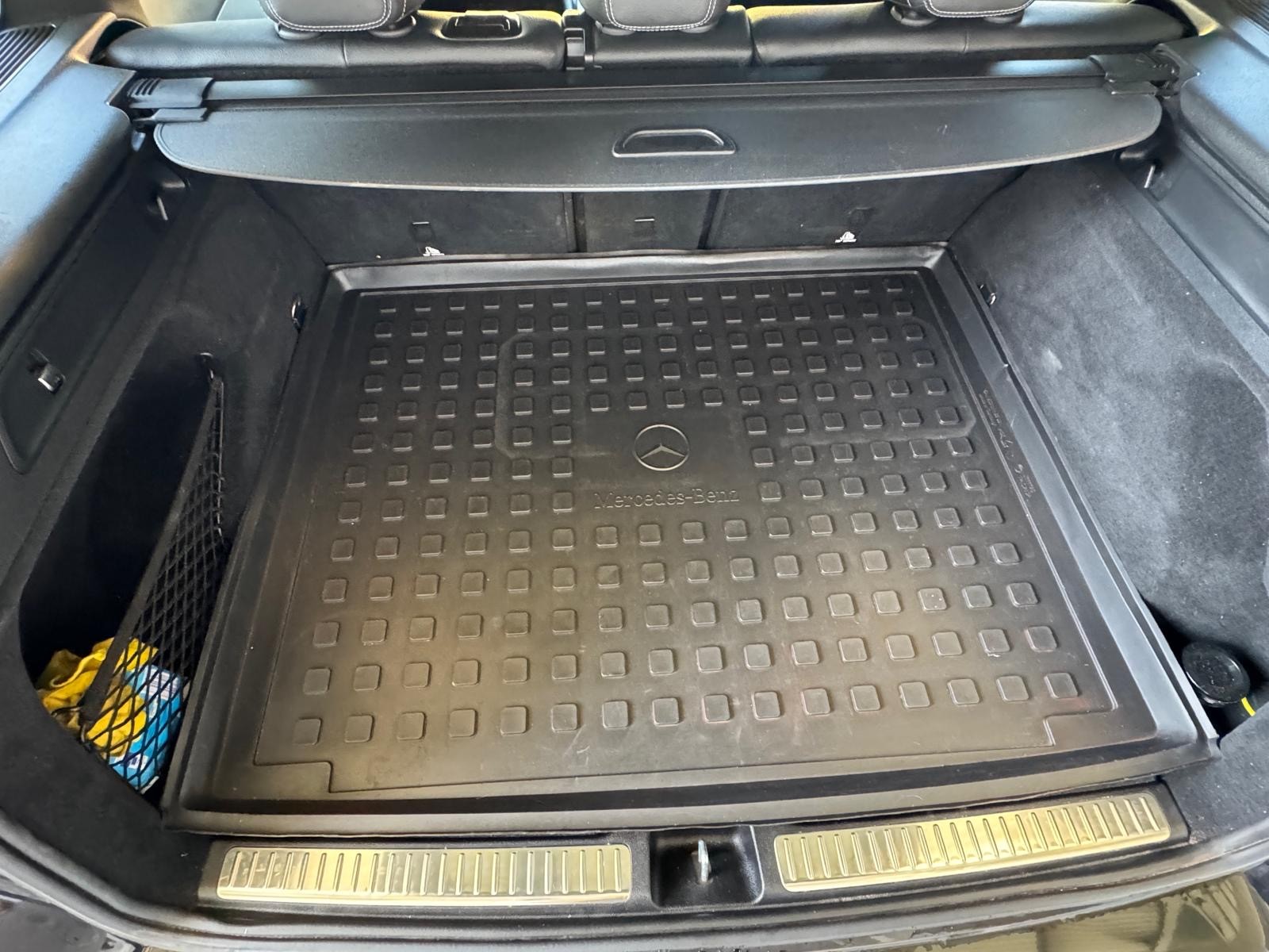 MERCEDES-BENZ GLC 250 d 4Matic 9G-Tronic-image-12