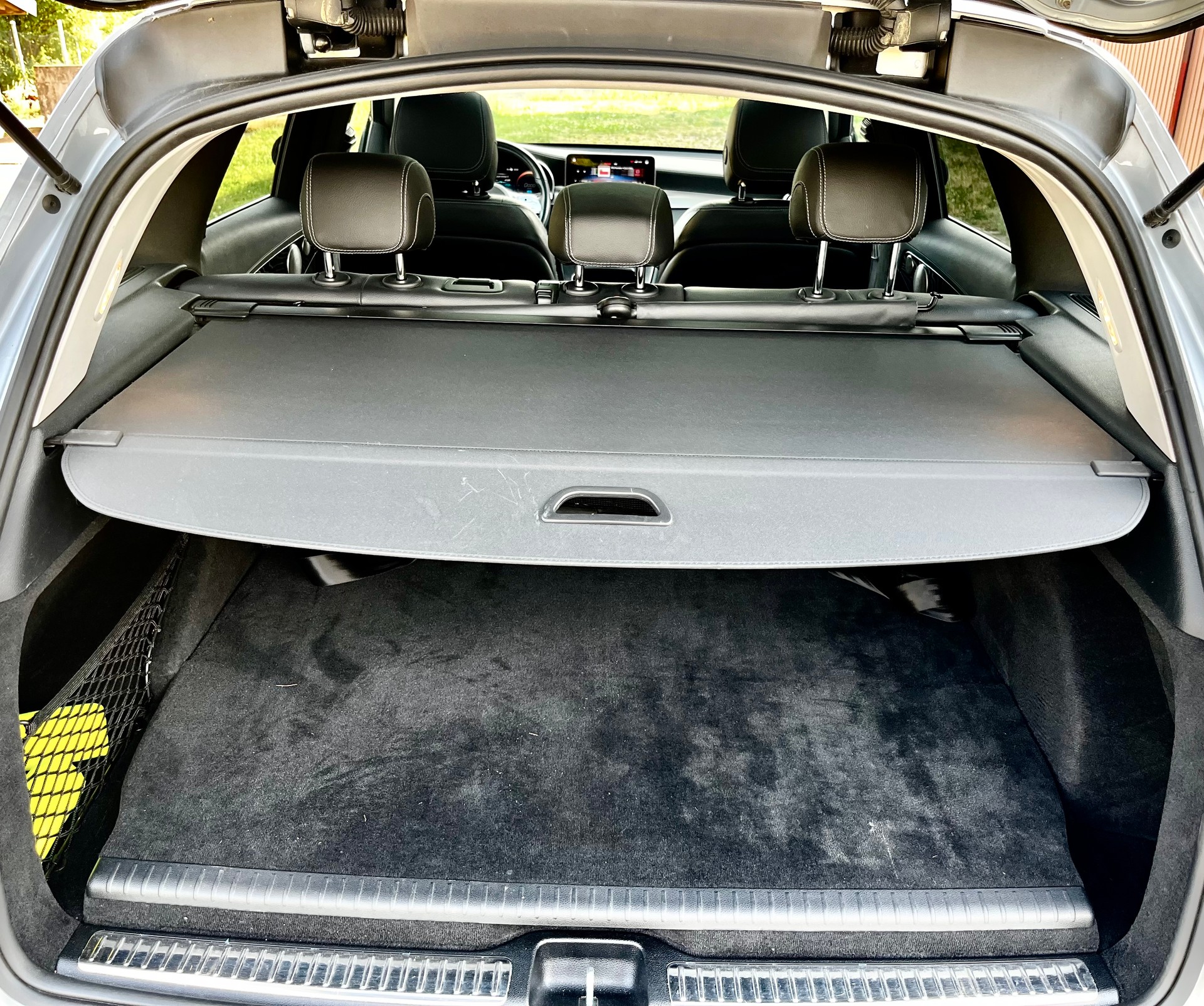 MERCEDES-BENZ GLC 300 de AMG Line 4Matic 9G-Tronic-image-13