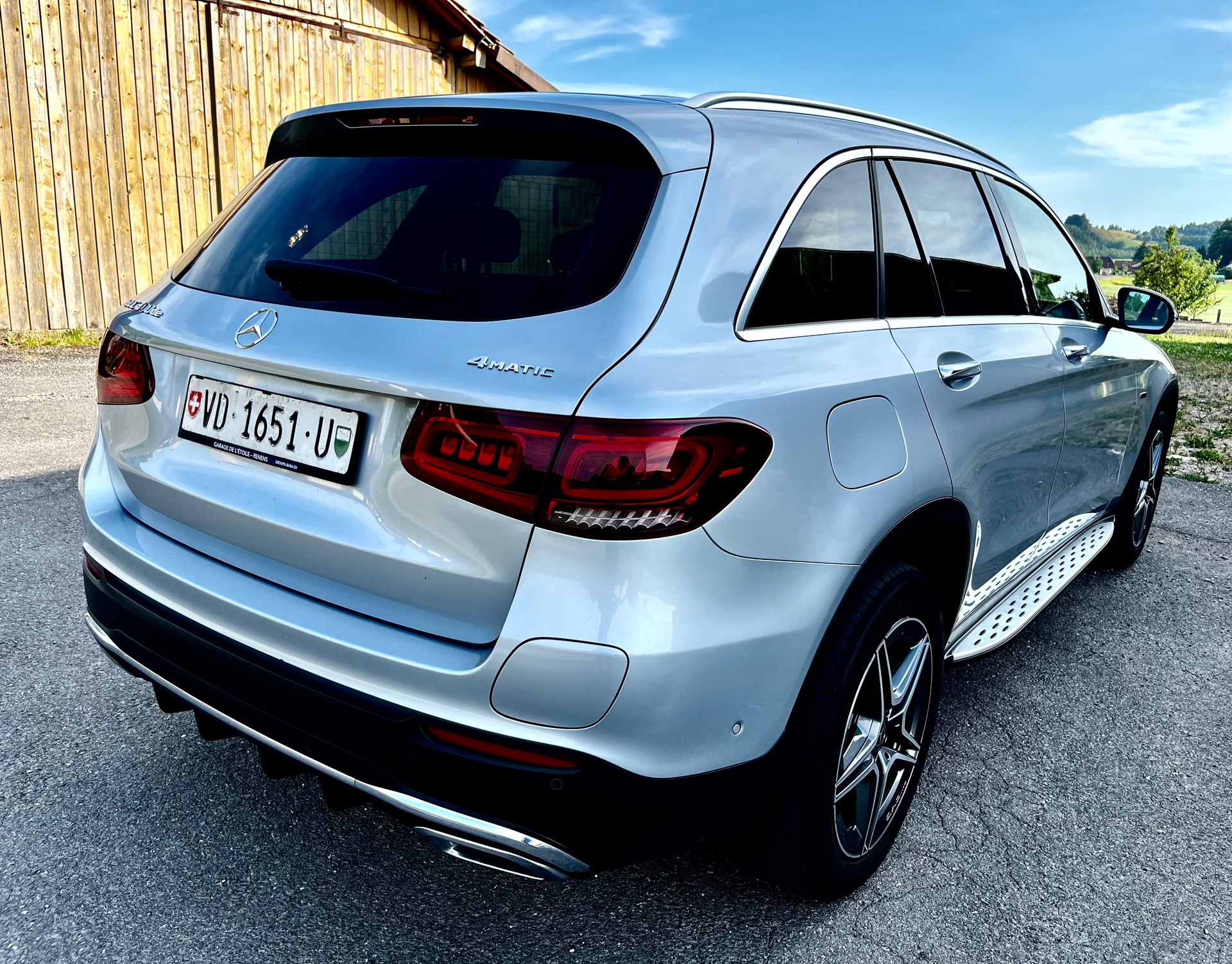 MERCEDES-BENZ GLC 300 de AMG Line 4Matic 9G-Tronic-image-14