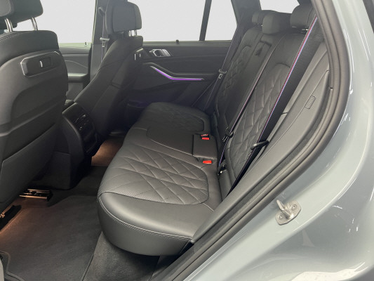BMW X5 xD 48V 30d M Sport Pro-image-9