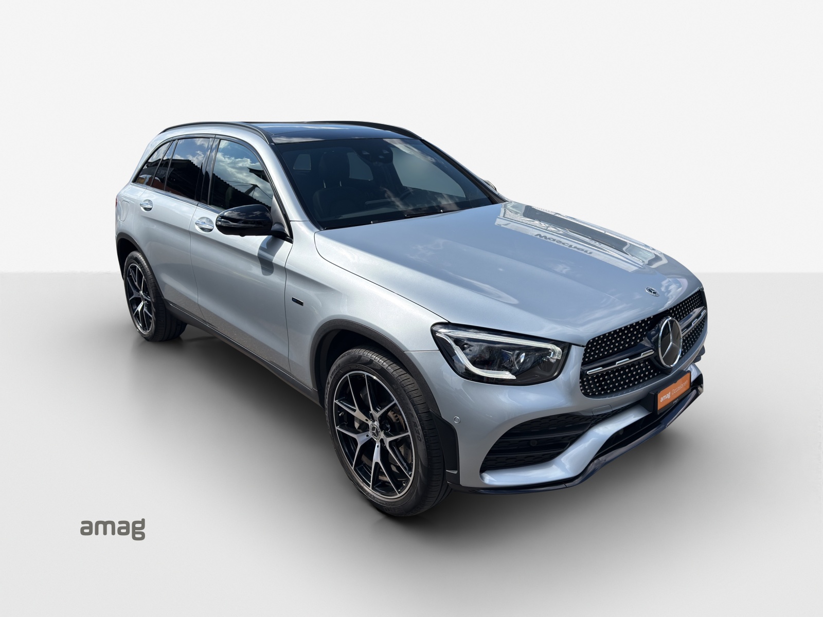 MERCEDES-BENZ GLC 300 de AMG Line 4Matic 9G-Tronic-image-5