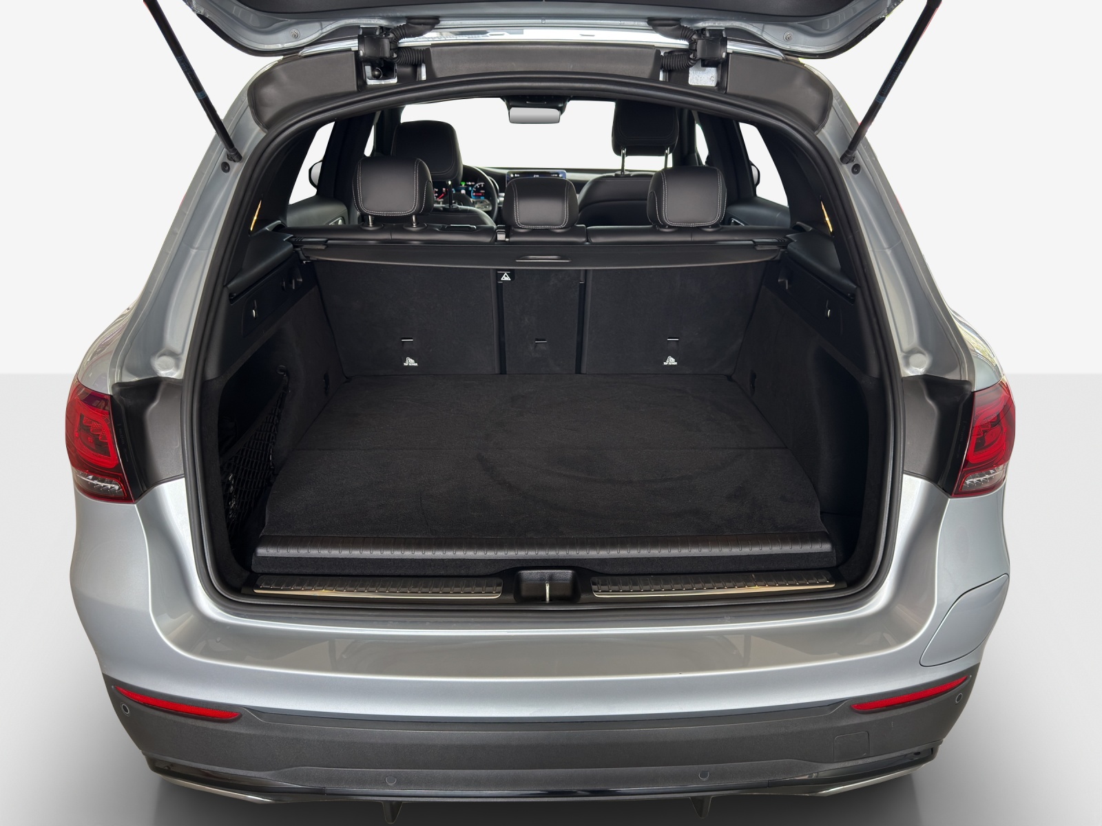 MERCEDES-BENZ GLC 300 de AMG Line 4Matic 9G-Tronic-image-12