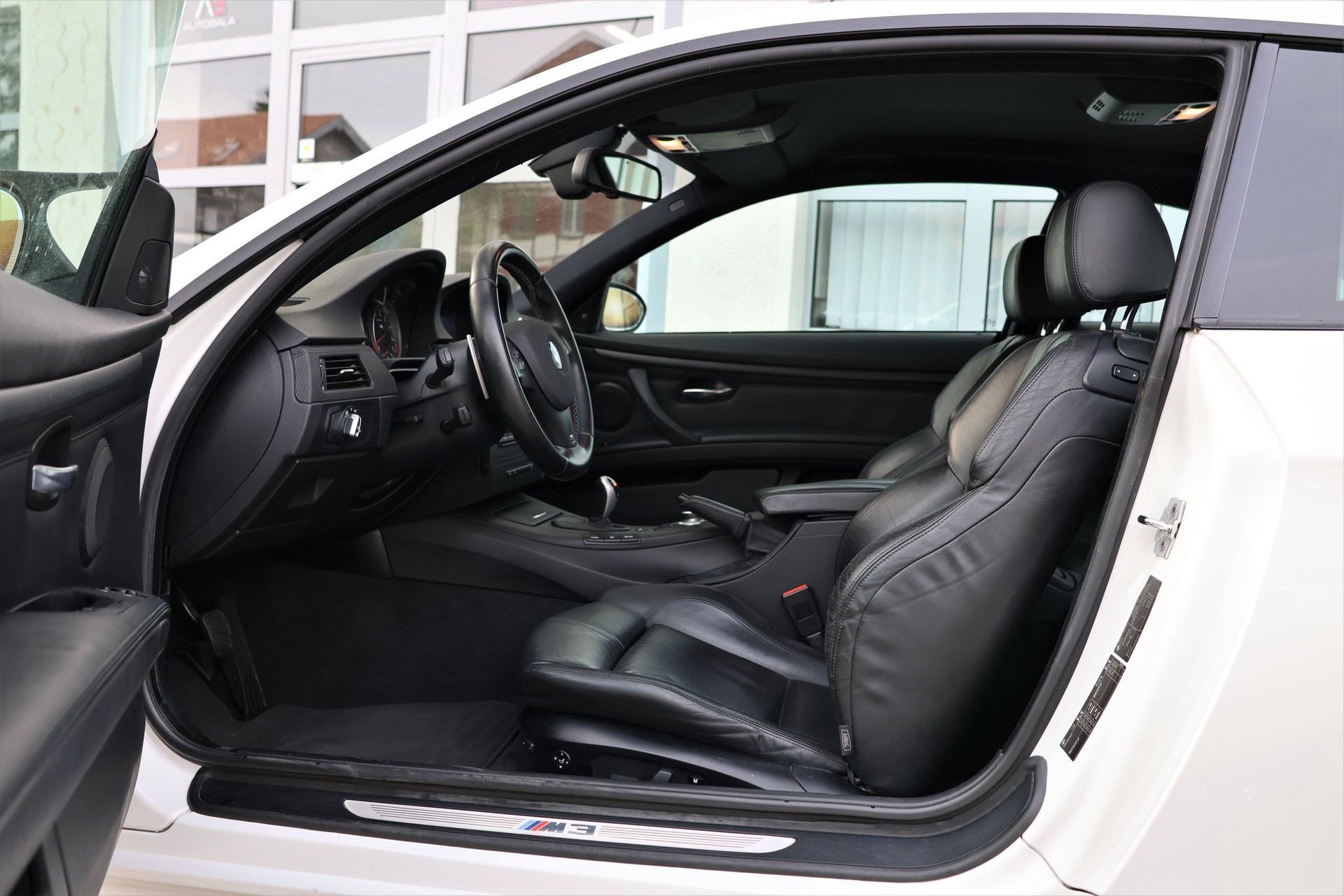 BMW M3 Coupé DSG (CH)-image-9