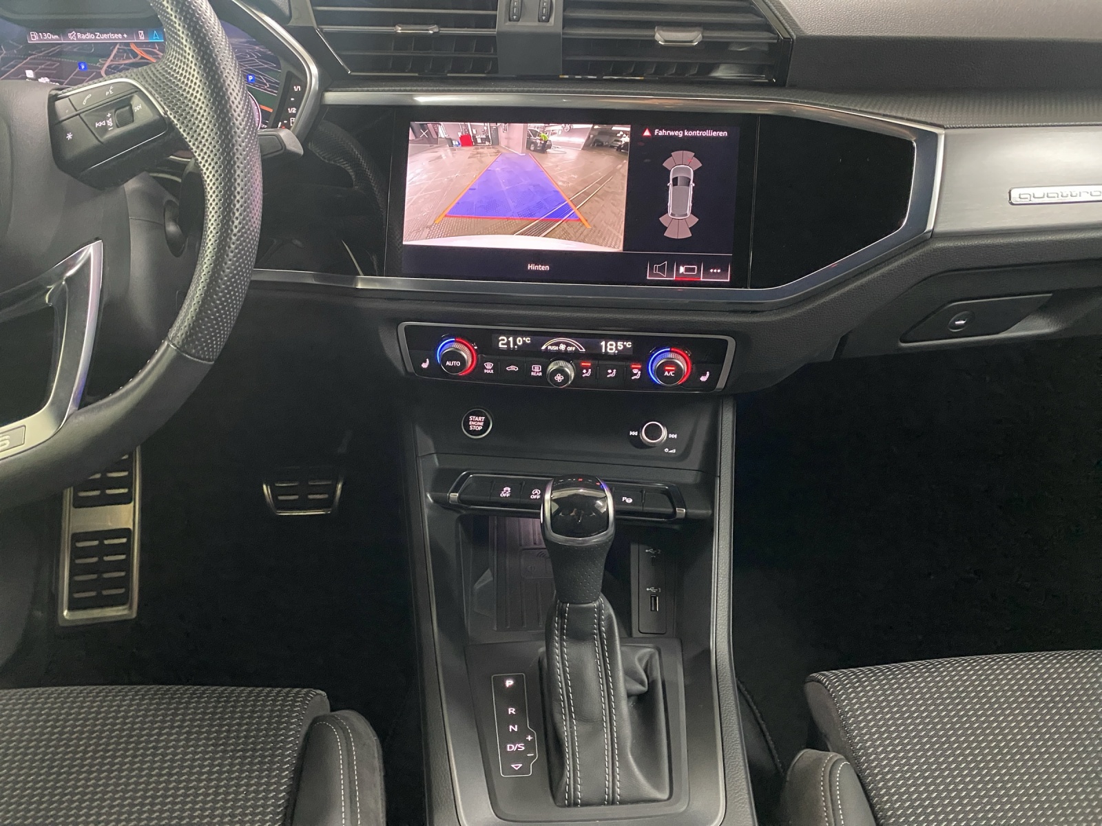 AUDI Q3 35 TDI S line Attraction quattro S-tronic-image-10