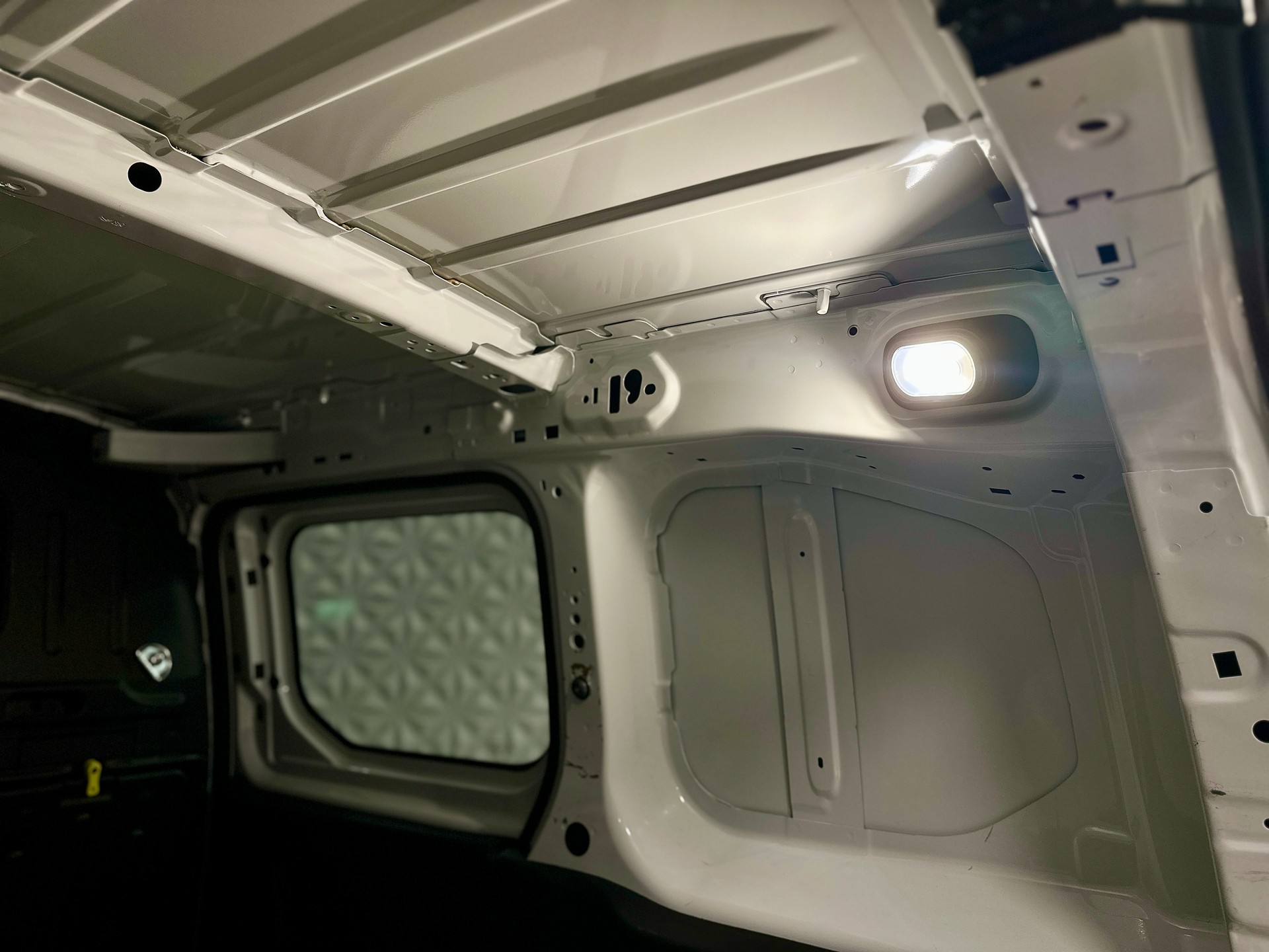 CITROEN Berlingo Van 1.2 Pure Tech 130 s/s Club EAT8 1000kg-image-12