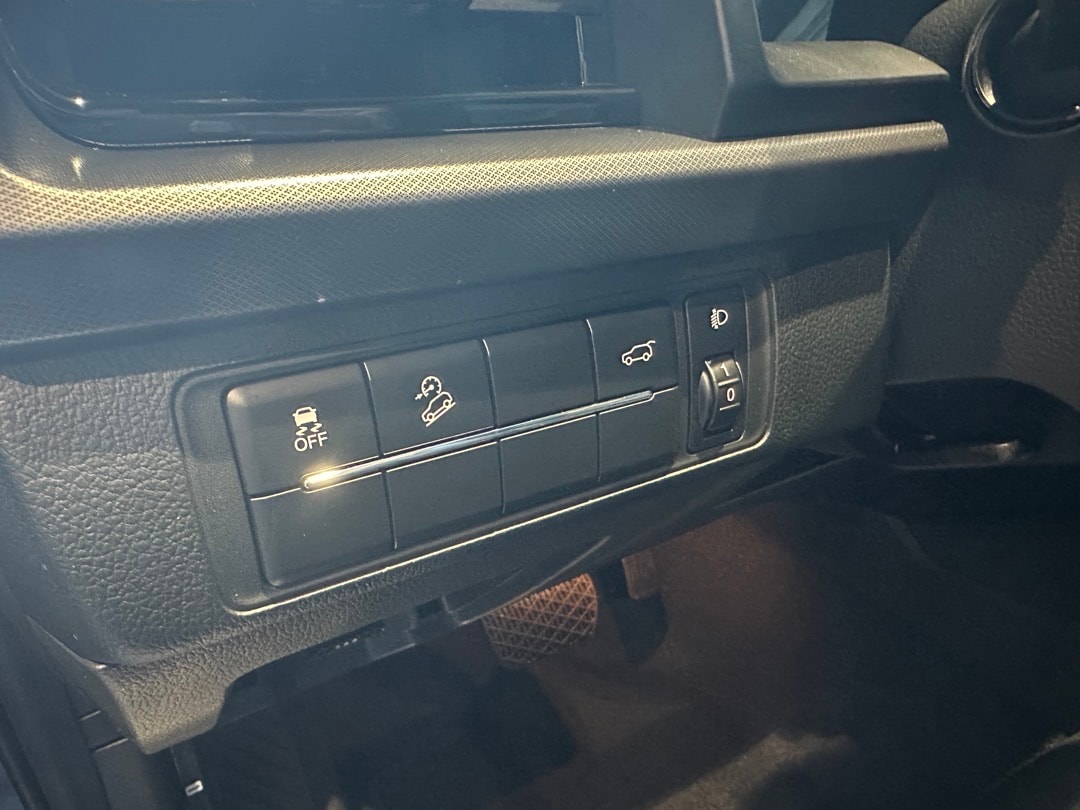 KGM-SsangYong Rexton 2.2 CRDi 7 Pl. Blackline 4WD AT-image-15