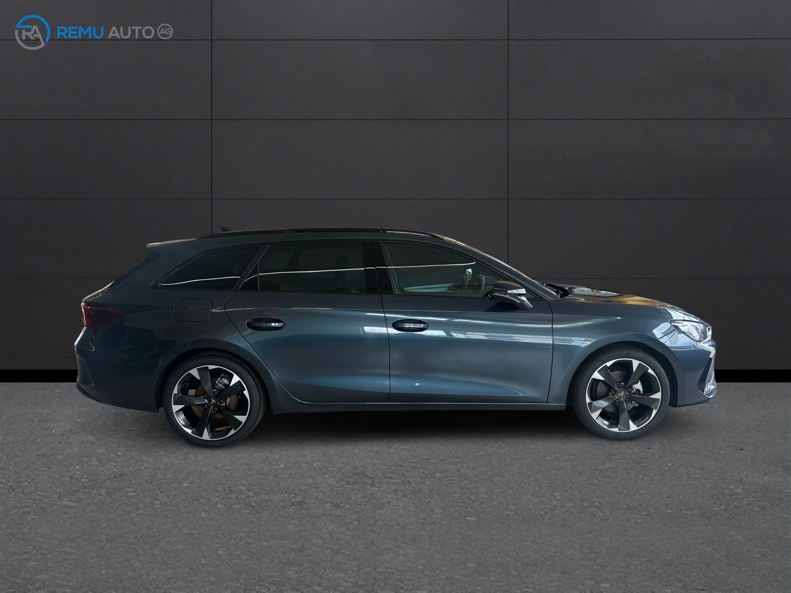 CUPRA LEON ST 1.5 eTSI DSG-image-1