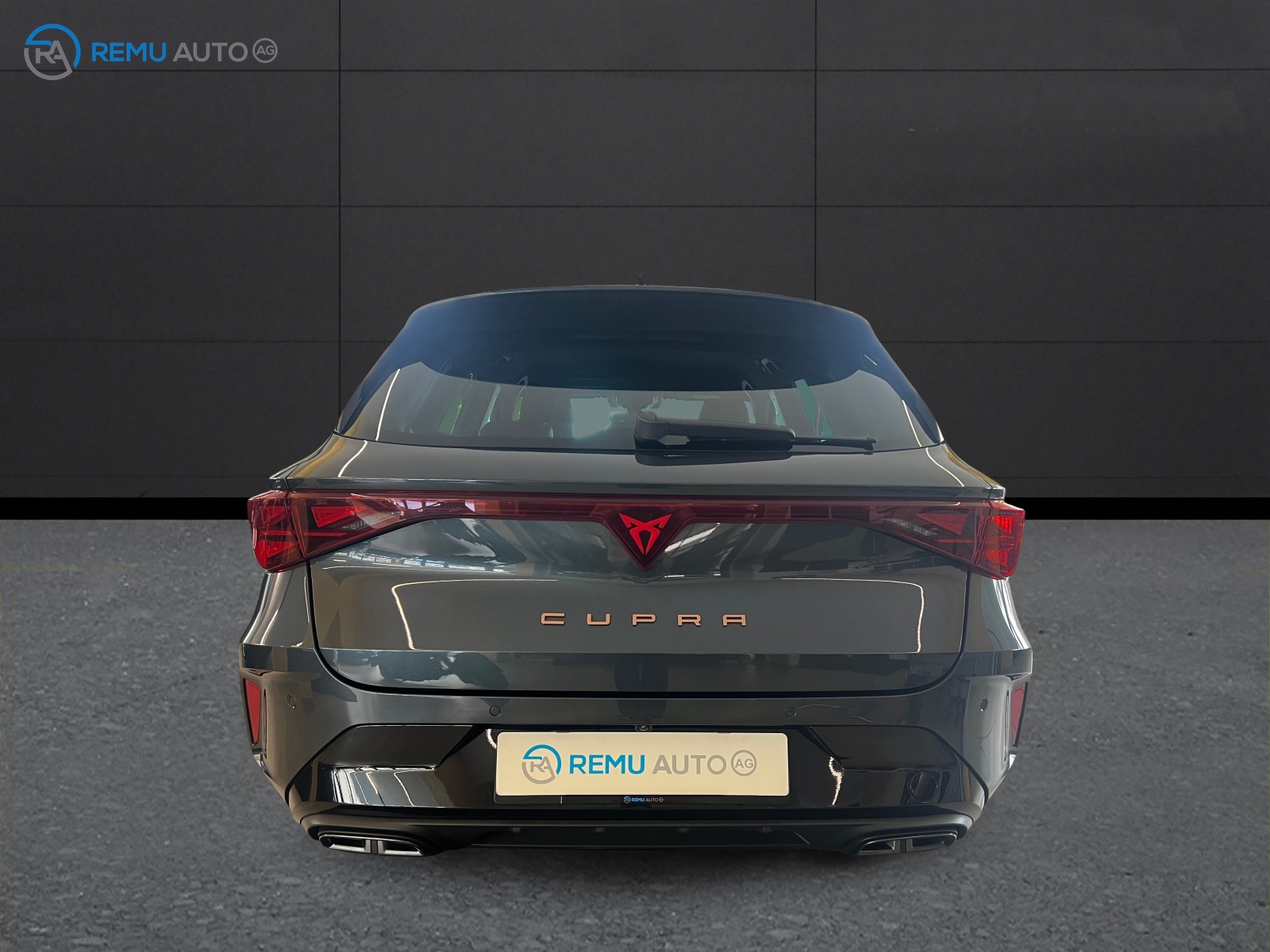 CUPRA LEON ST 1.5 eTSI DSG-image-2