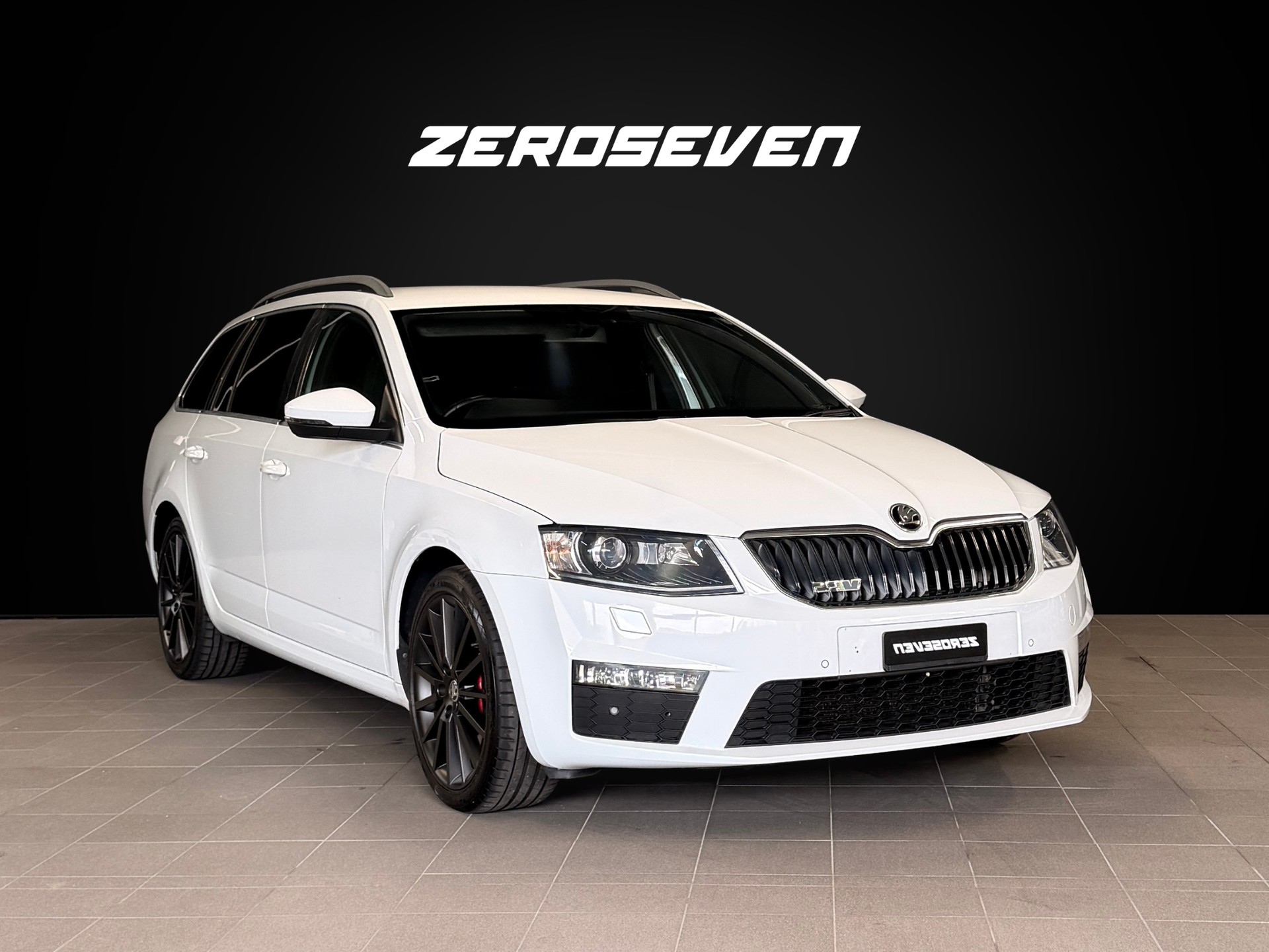 SKODA Octavia Combi 2.0 TDI RS DSG-image-10