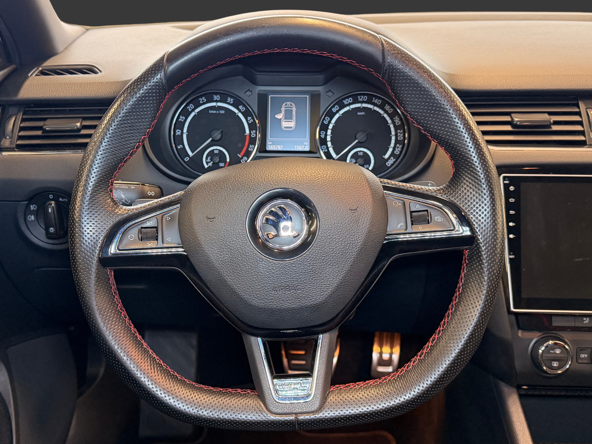 SKODA Octavia Combi 2.0 TDI RS DSG-image-16
