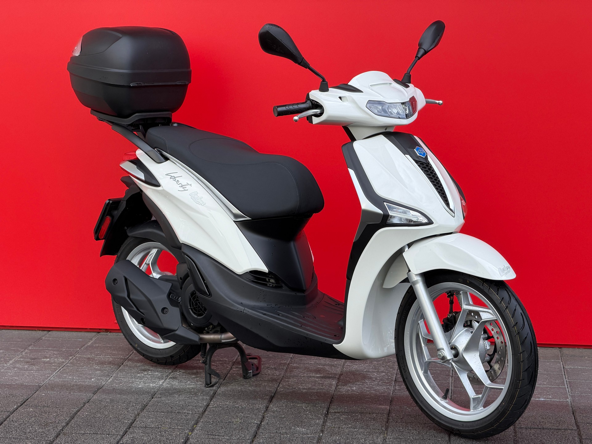 PIAGGIO Liberty 125 E5+-image-8