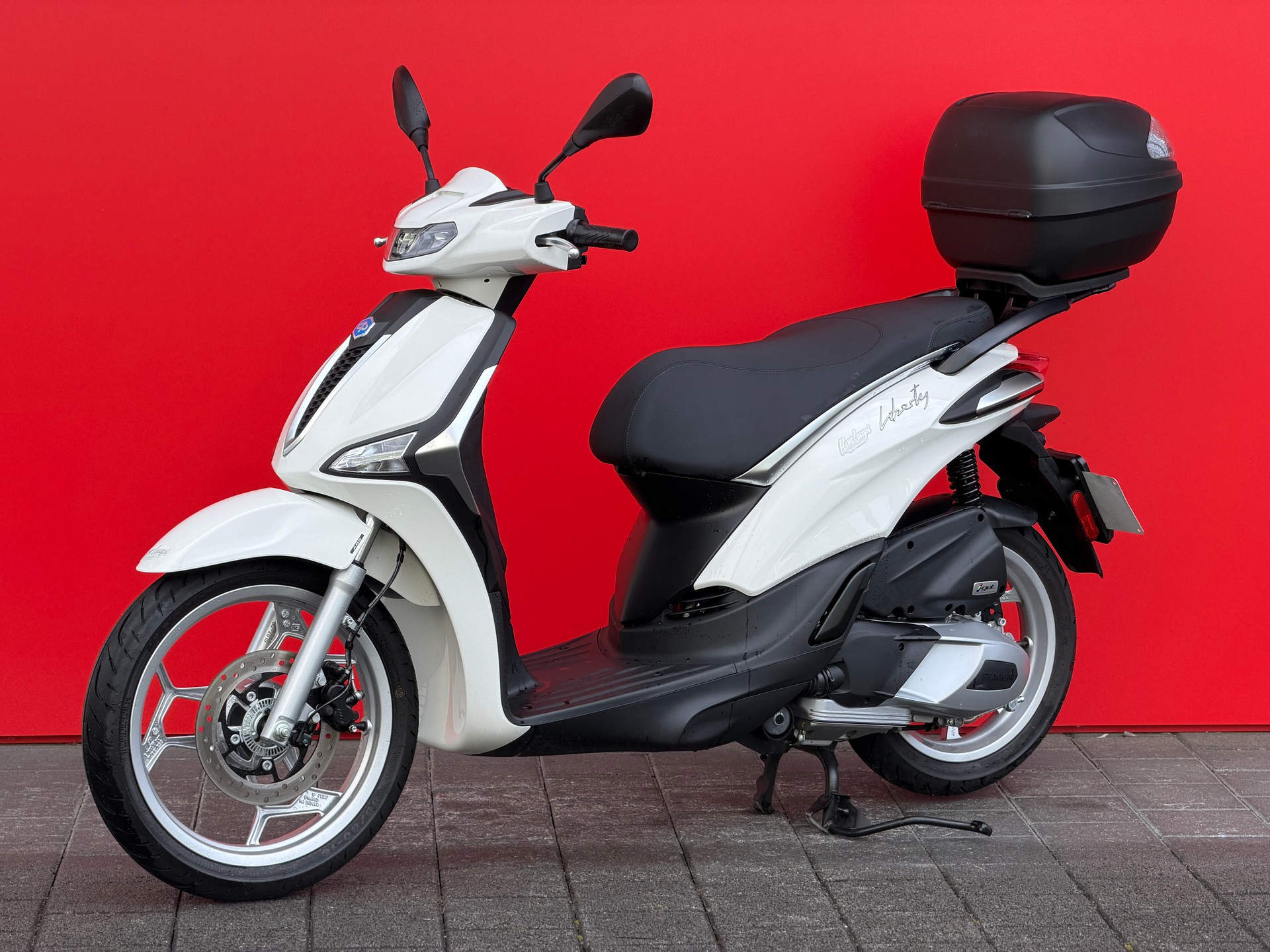 PIAGGIO Liberty 125 E5+-image-12