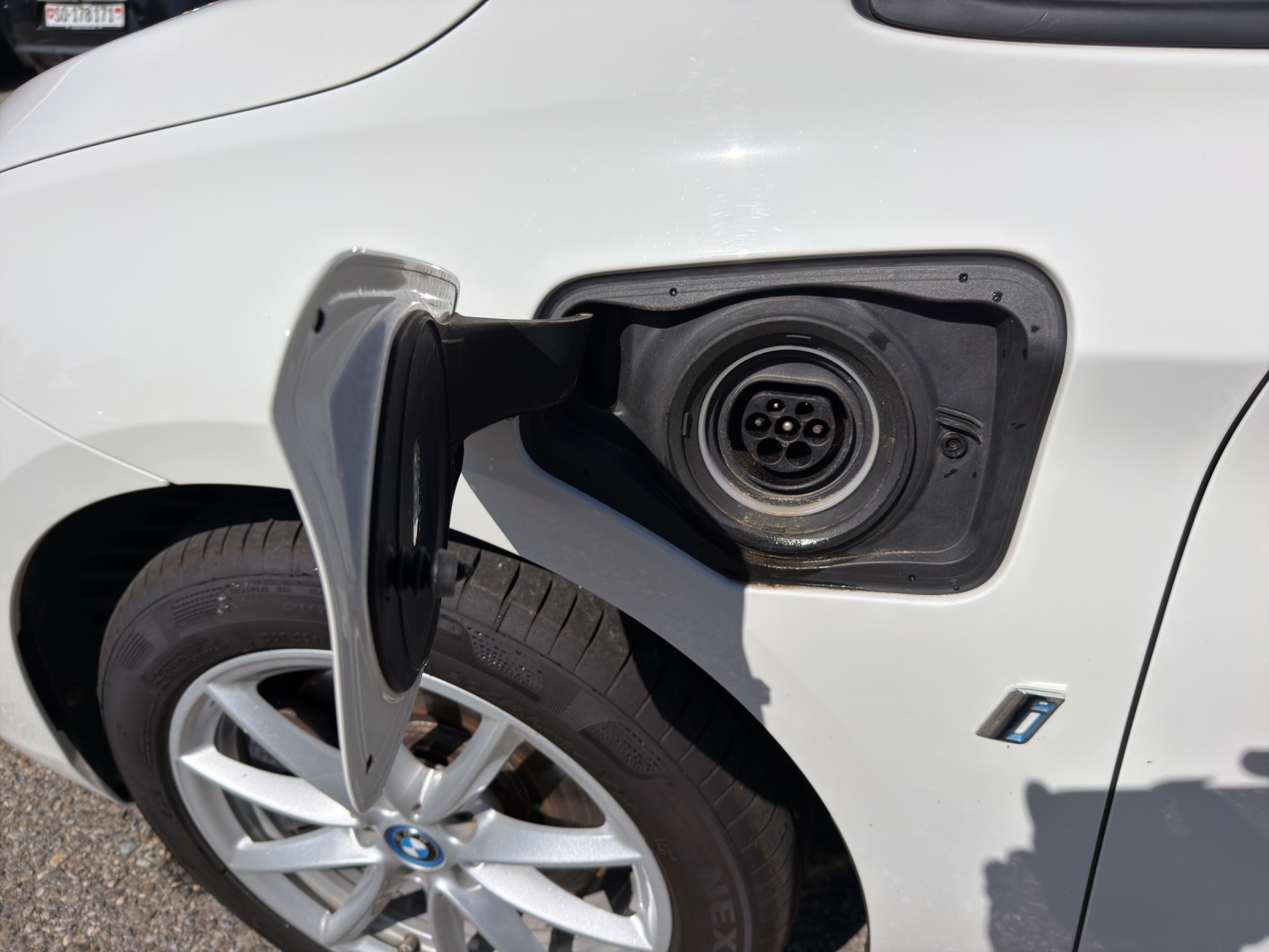 BMW 225xe Active Tourer-image-20