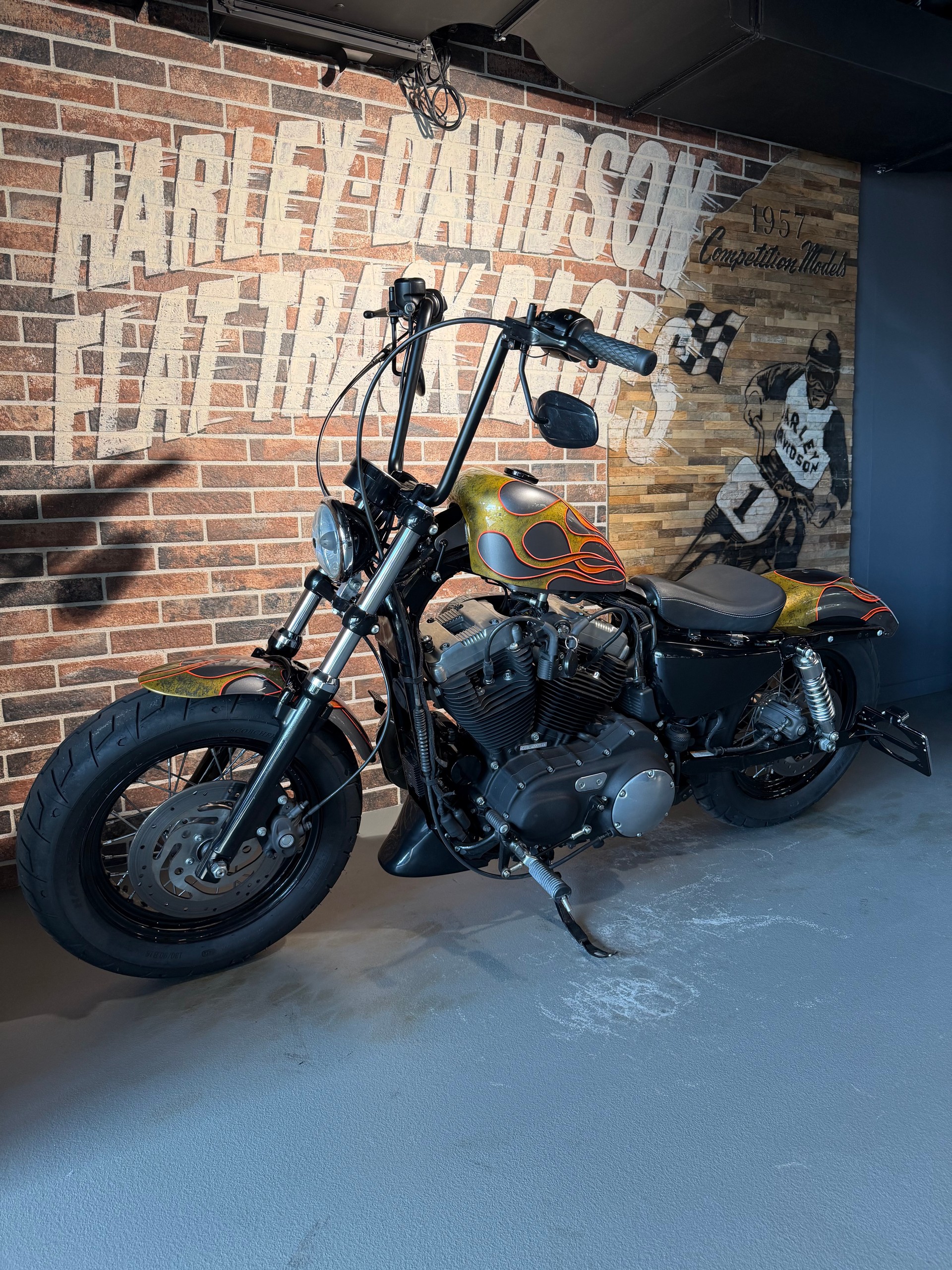 HARLEY-DAVIDSON XL 1200 X Forty Eight-showroom-element-1