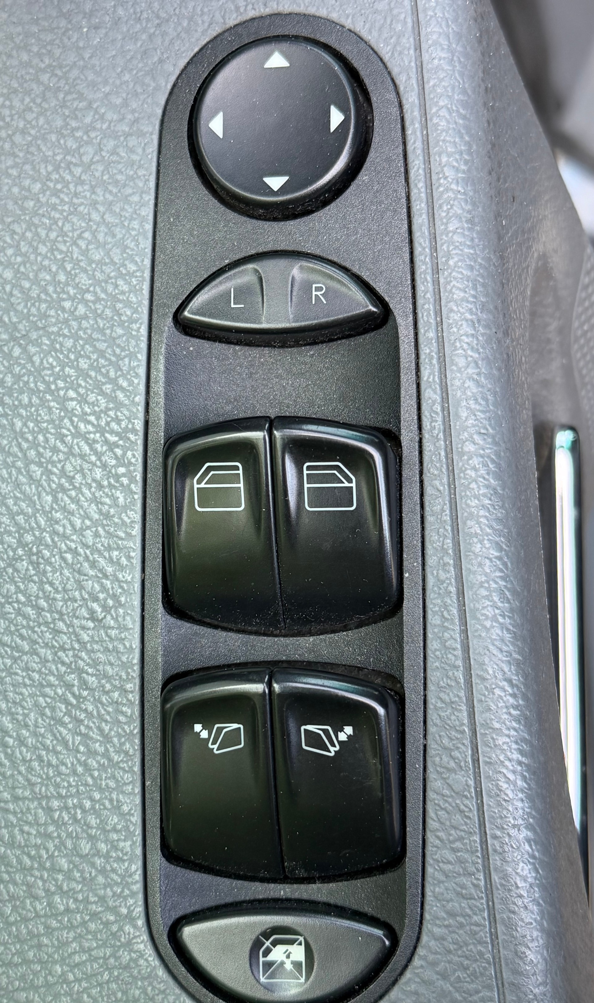 MERCEDES-BENZ Viano 2.2 CDI Trend Automat-image-4
