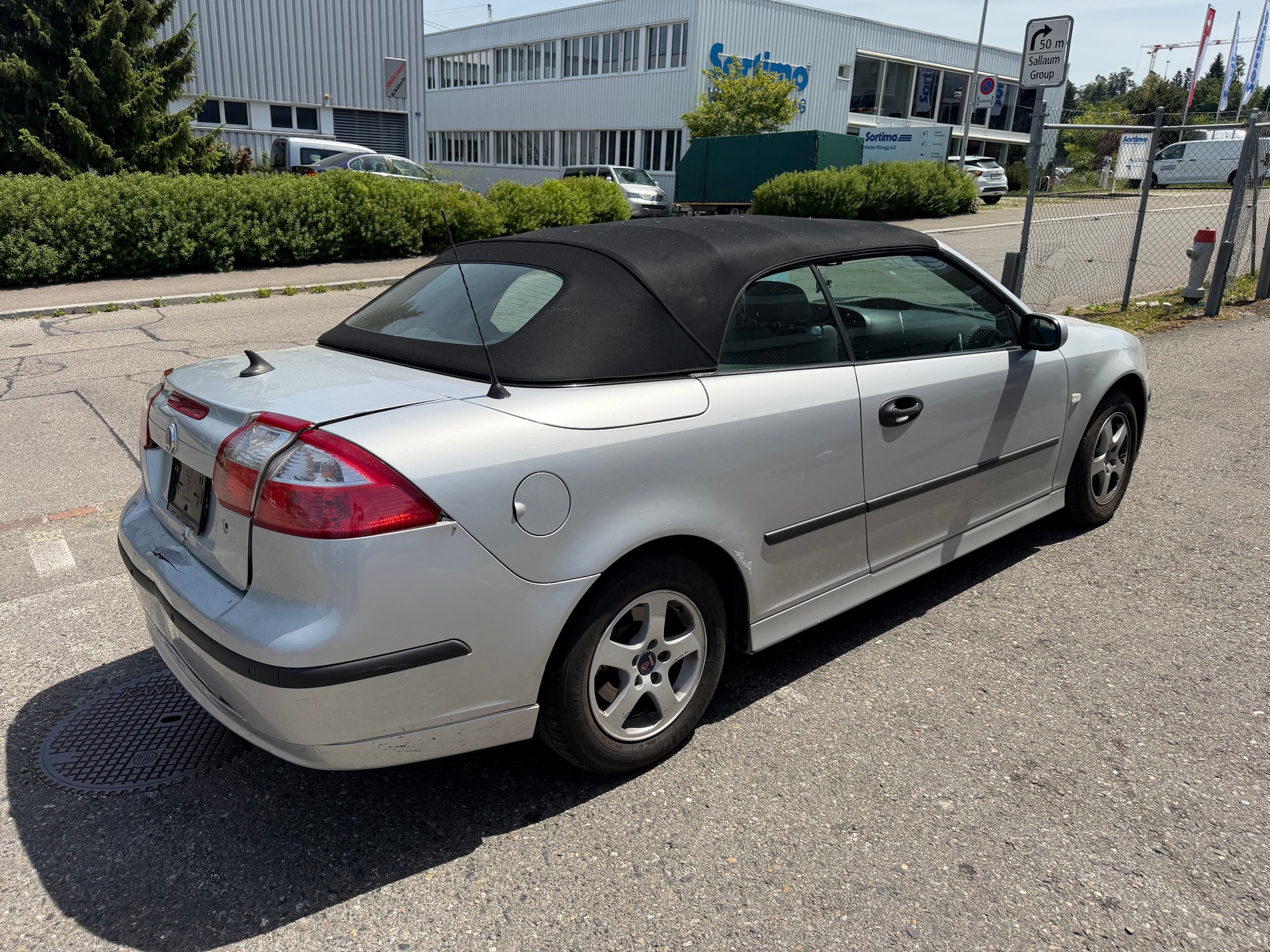 SAAB 9-3 2.0t Vector-image-2