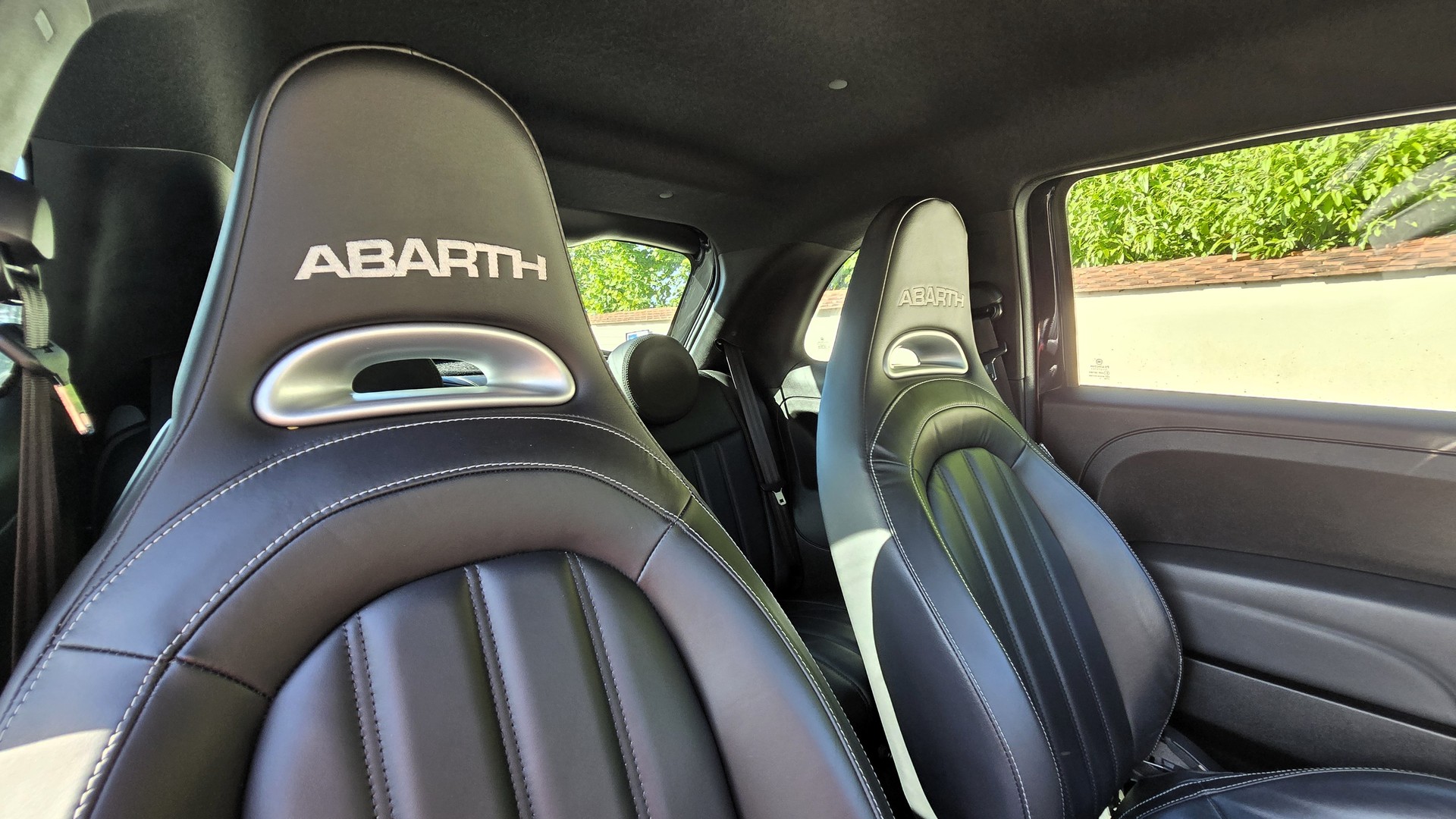 FIAT 595 1.4 16V Turbo Abarth Turismo-image-12