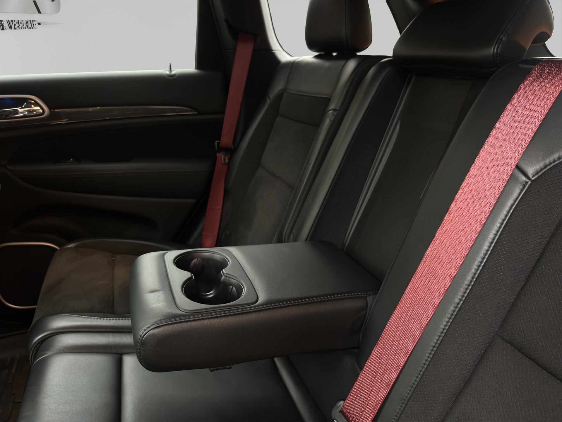 JEEP Grand Cherokee 6.2 V8 HEMI Trackhawk Automatic-image-17