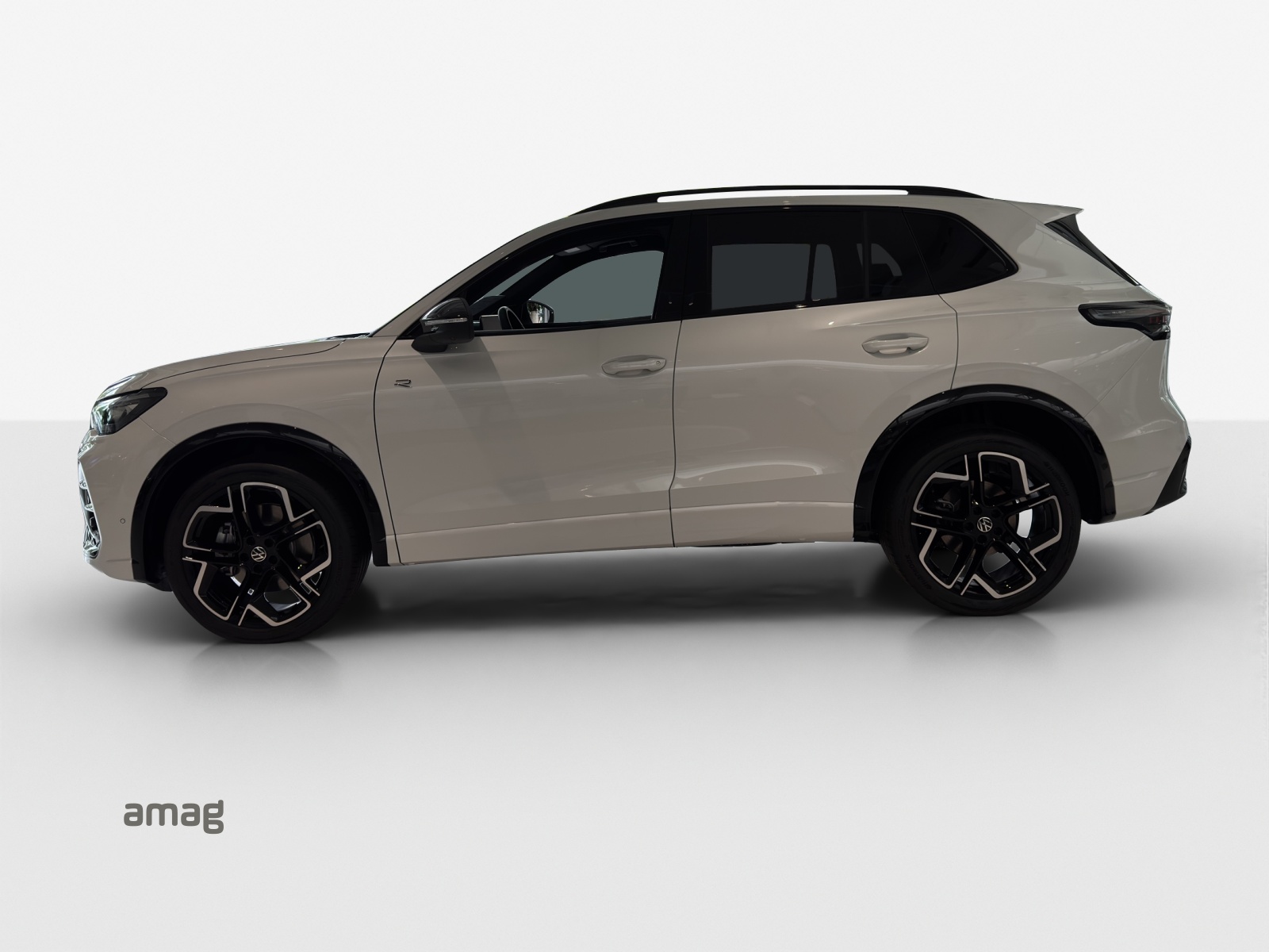 VW Tiguan 2.0 TSI DSG R-Line 4Motion-image-1